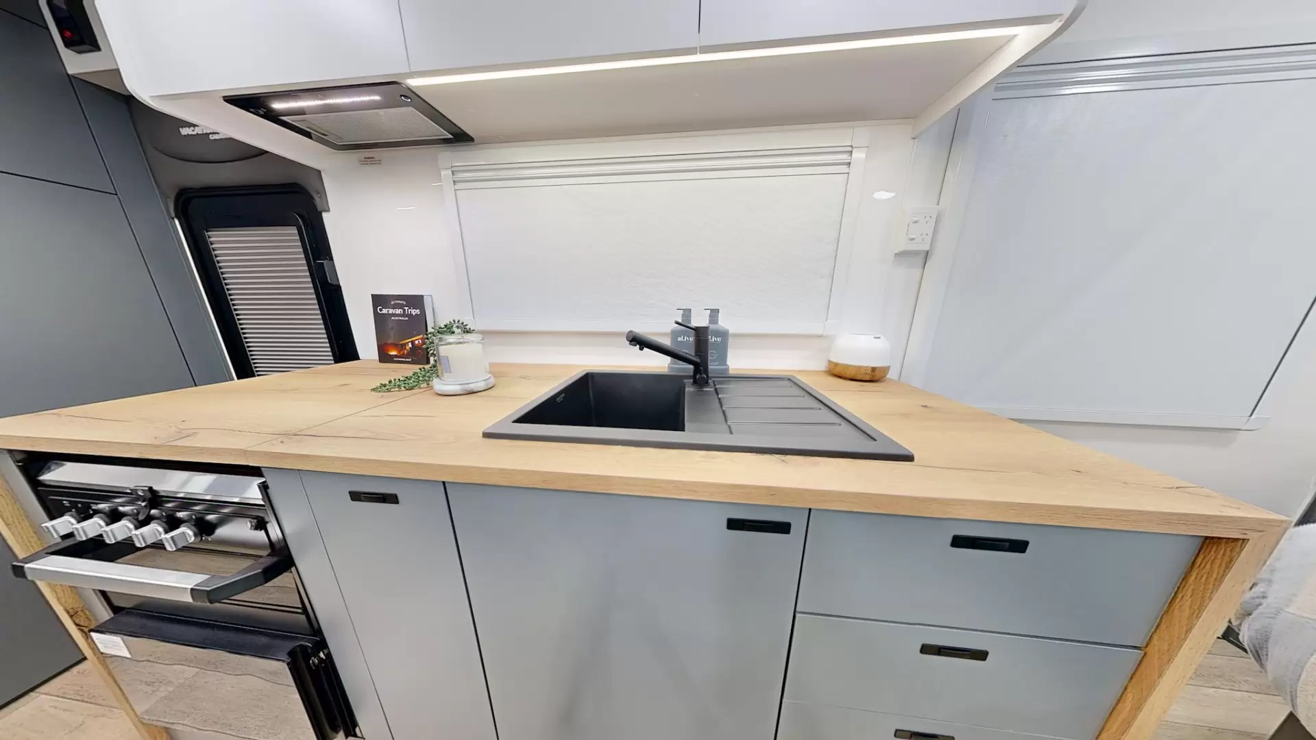 NEW 2026 VACATIONER CARAVANS ENDURA