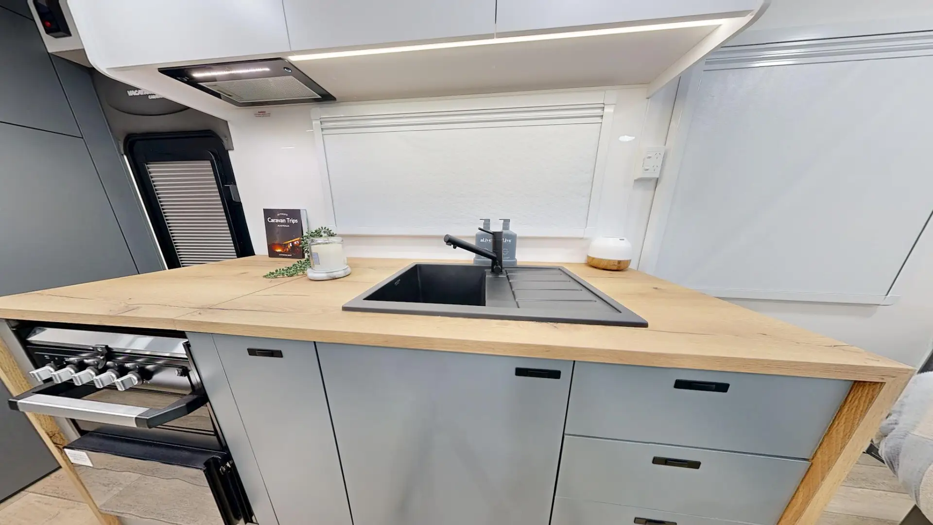 NEW 2026 VACATIONER CARAVANS ENDURA