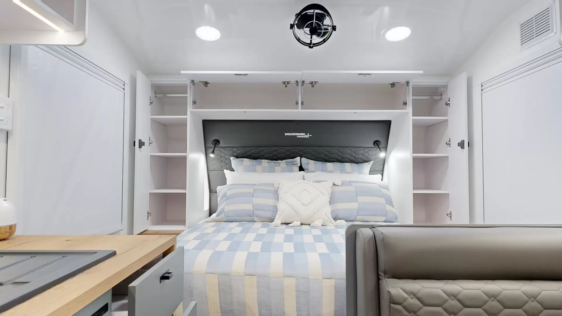 NEW 2026 VACATIONER CARAVANS ENDURA