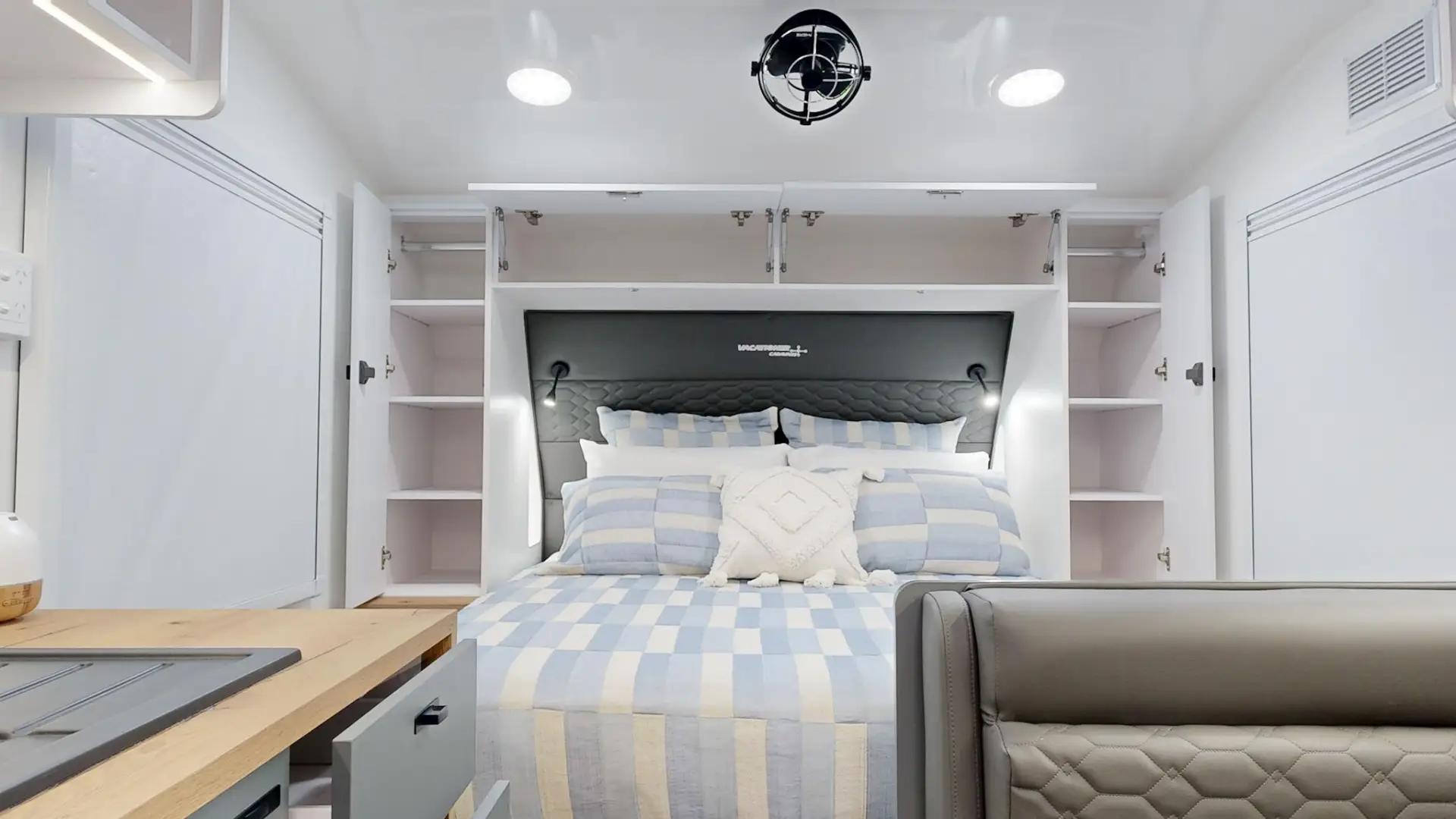 NEW 2026 VACATIONER CARAVANS ENDURA