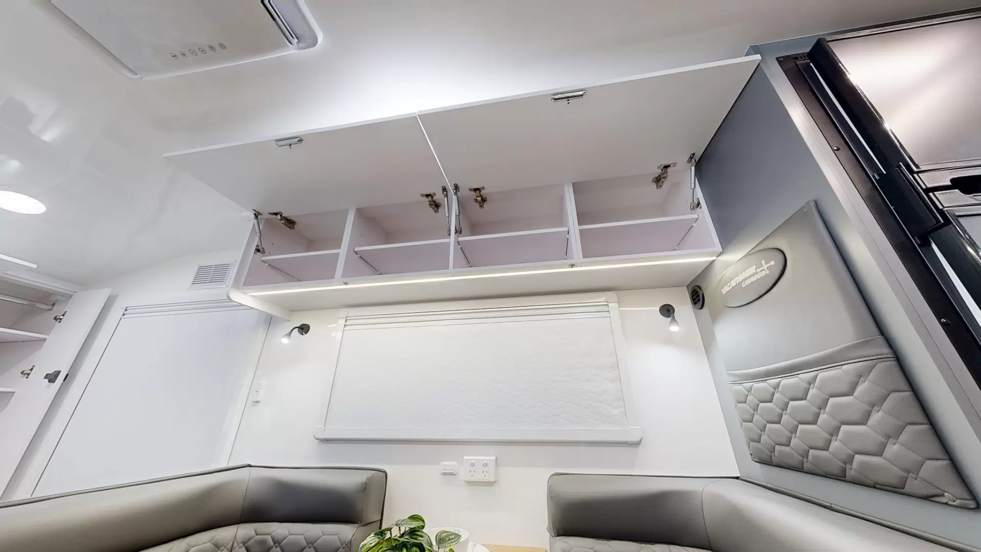 NEW 2026 VACATIONER CARAVANS ENDURA