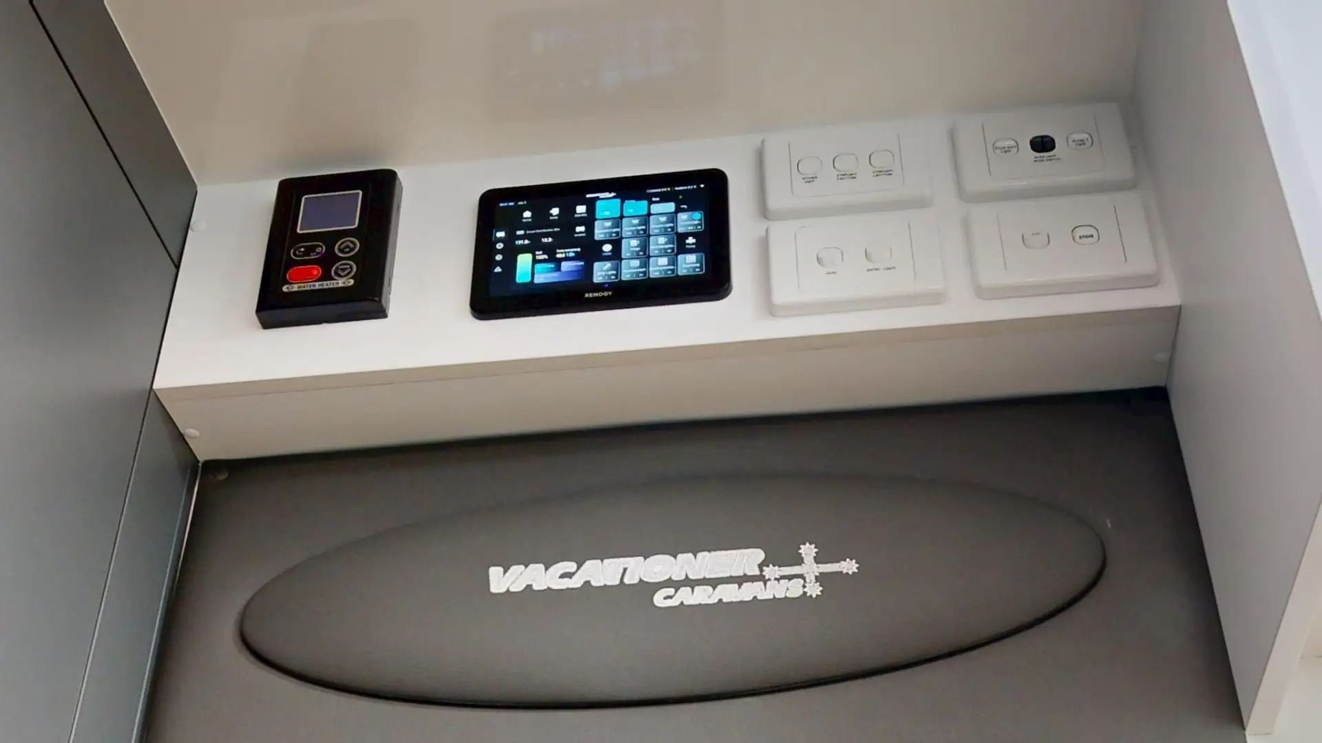 NEW 2026 VACATIONER CARAVANS ENDURA