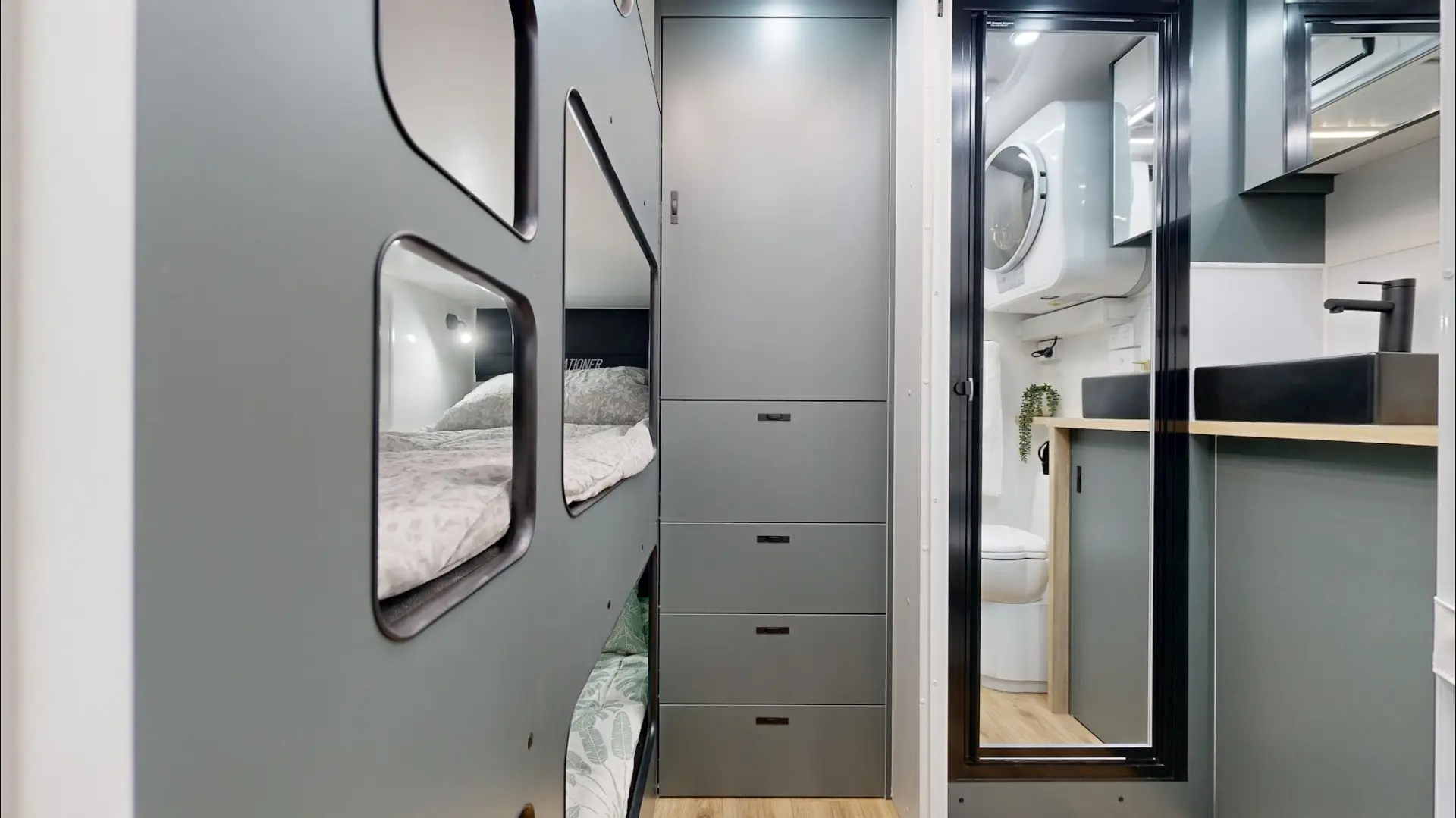 USED 2025 VACATIONER CARAVANS ROUGH RIDER
