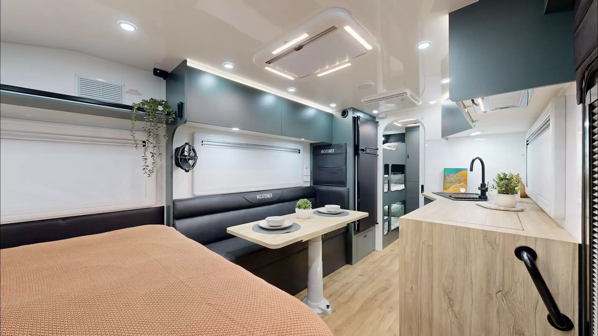 USED 2025 VACATIONER CARAVANS ROUGH RIDER