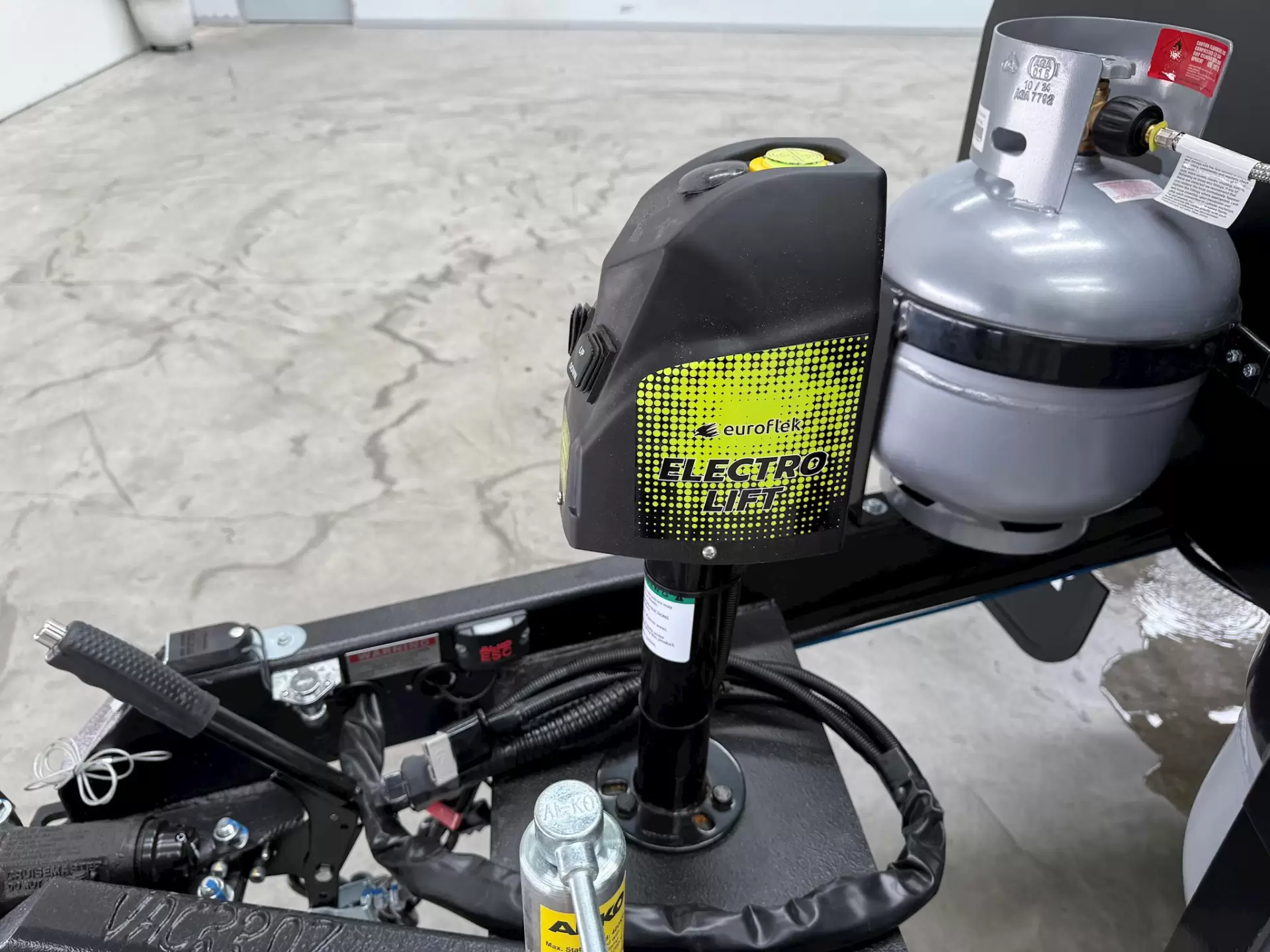 USED 2025 VACATIONER CARAVANS ROUGH RIDER