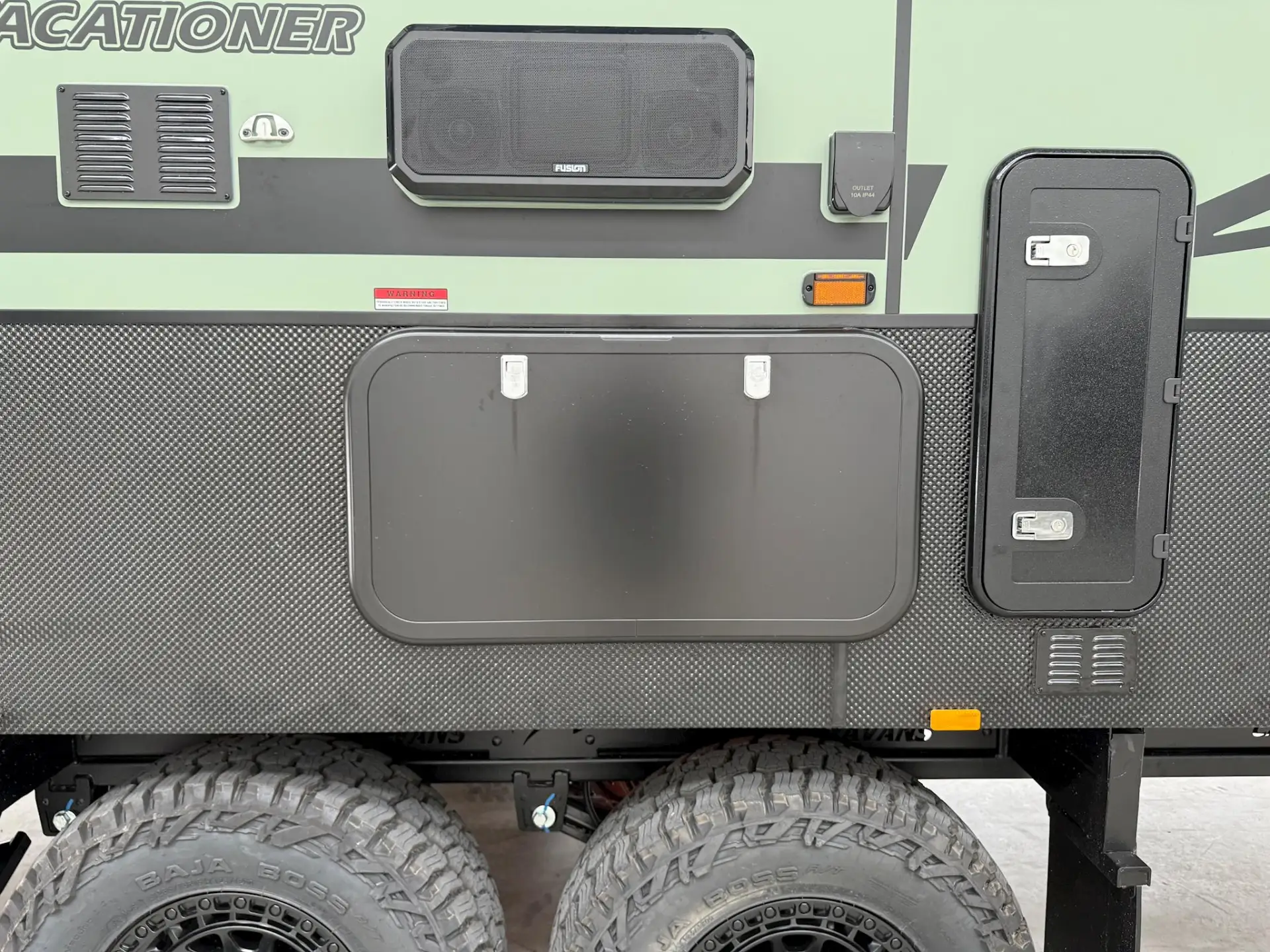 USED 2025 VACATIONER CARAVANS ROUGH RIDER