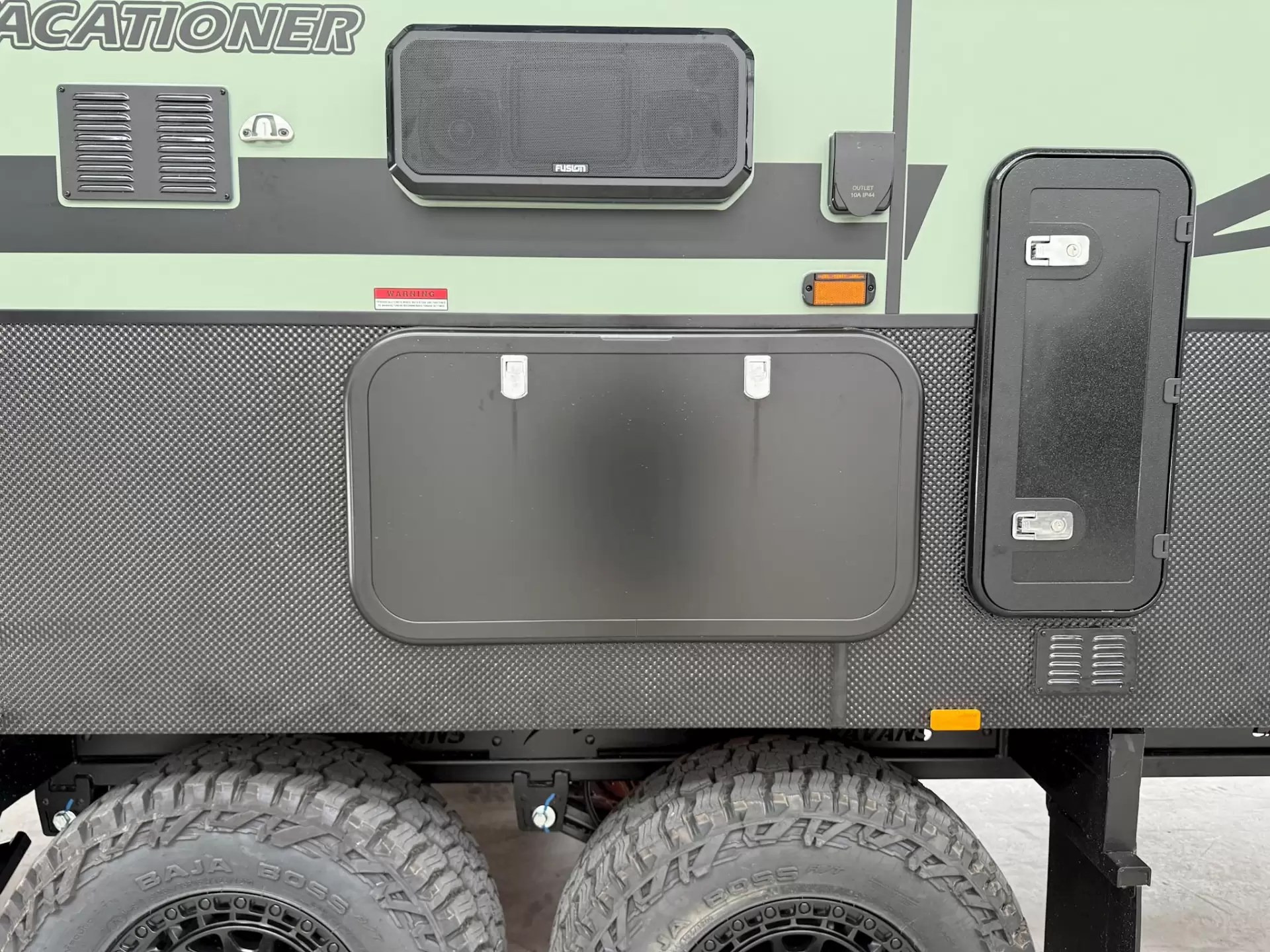 USED 2025 VACATIONER CARAVANS ROUGH RIDER