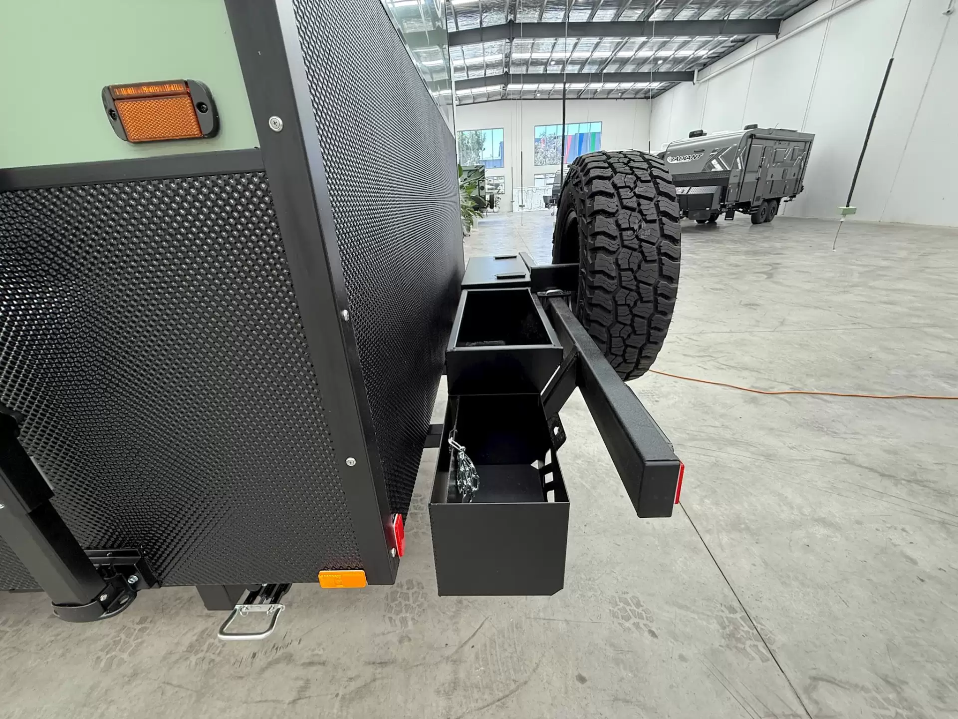 USED 2025 VACATIONER CARAVANS ROUGH RIDER