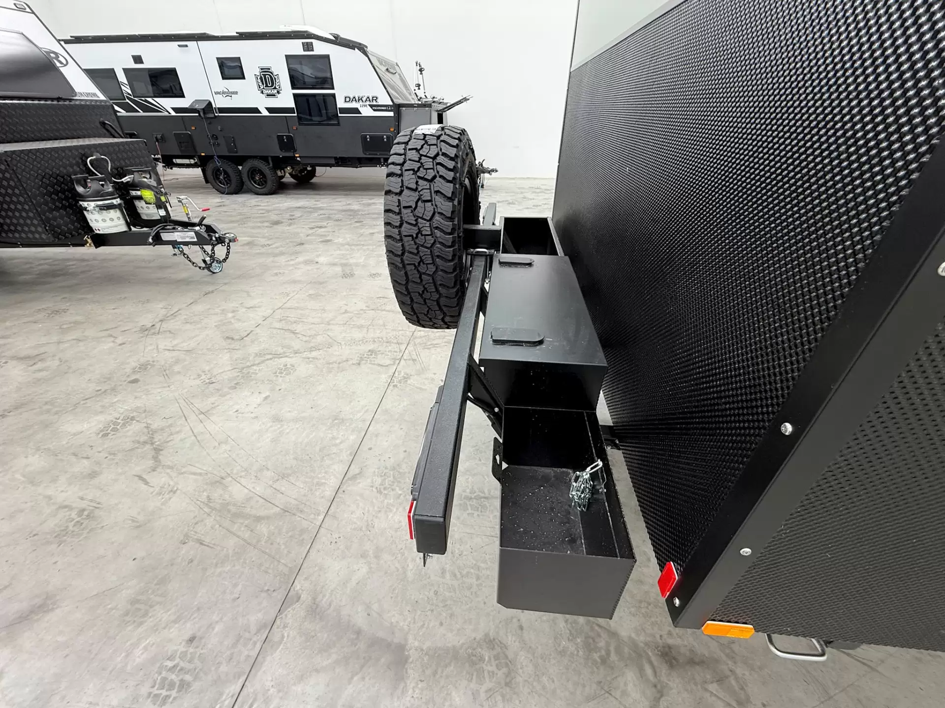 USED 2025 VACATIONER CARAVANS ROUGH RIDER