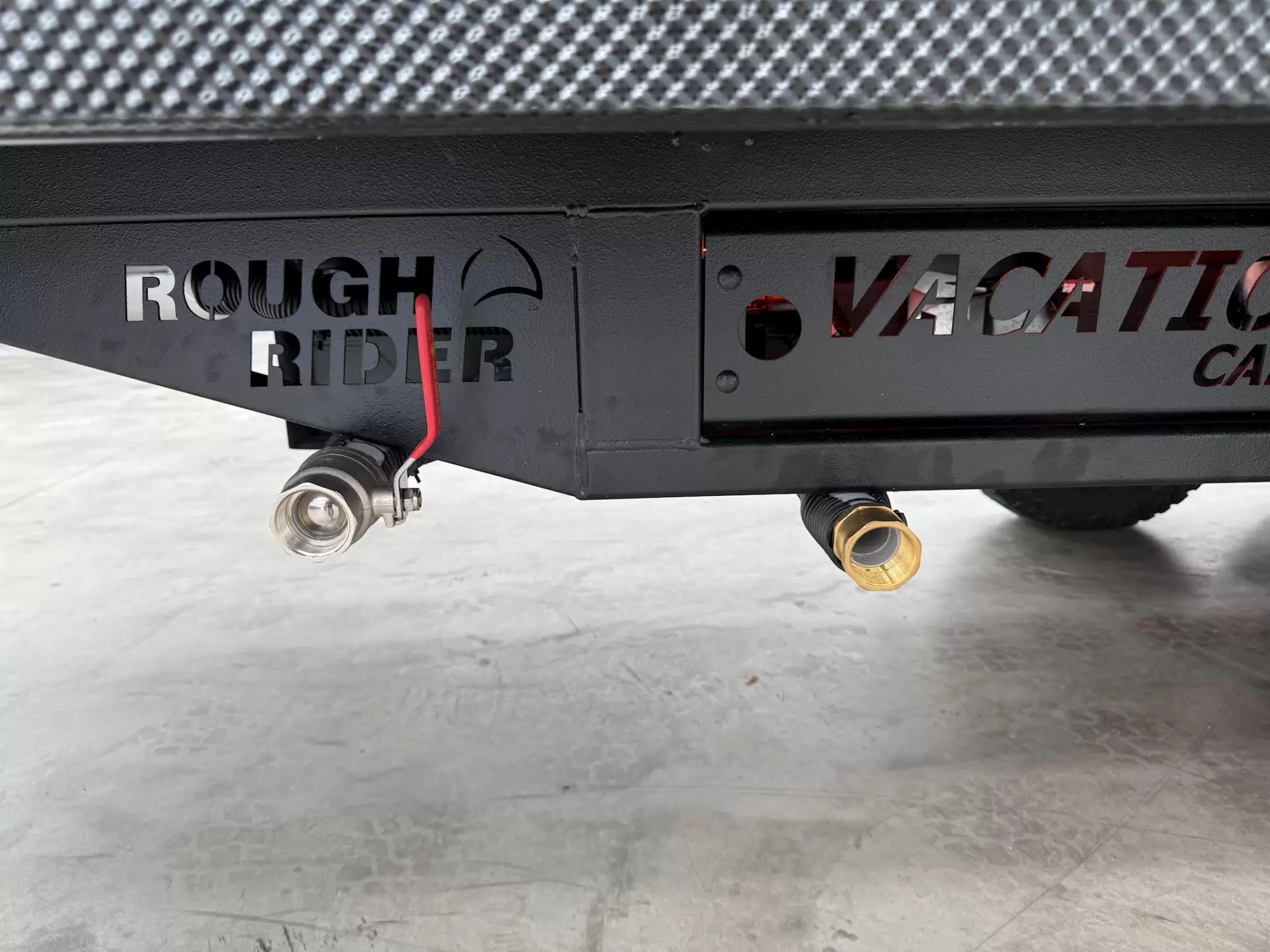 USED 2025 VACATIONER CARAVANS ROUGH RIDER