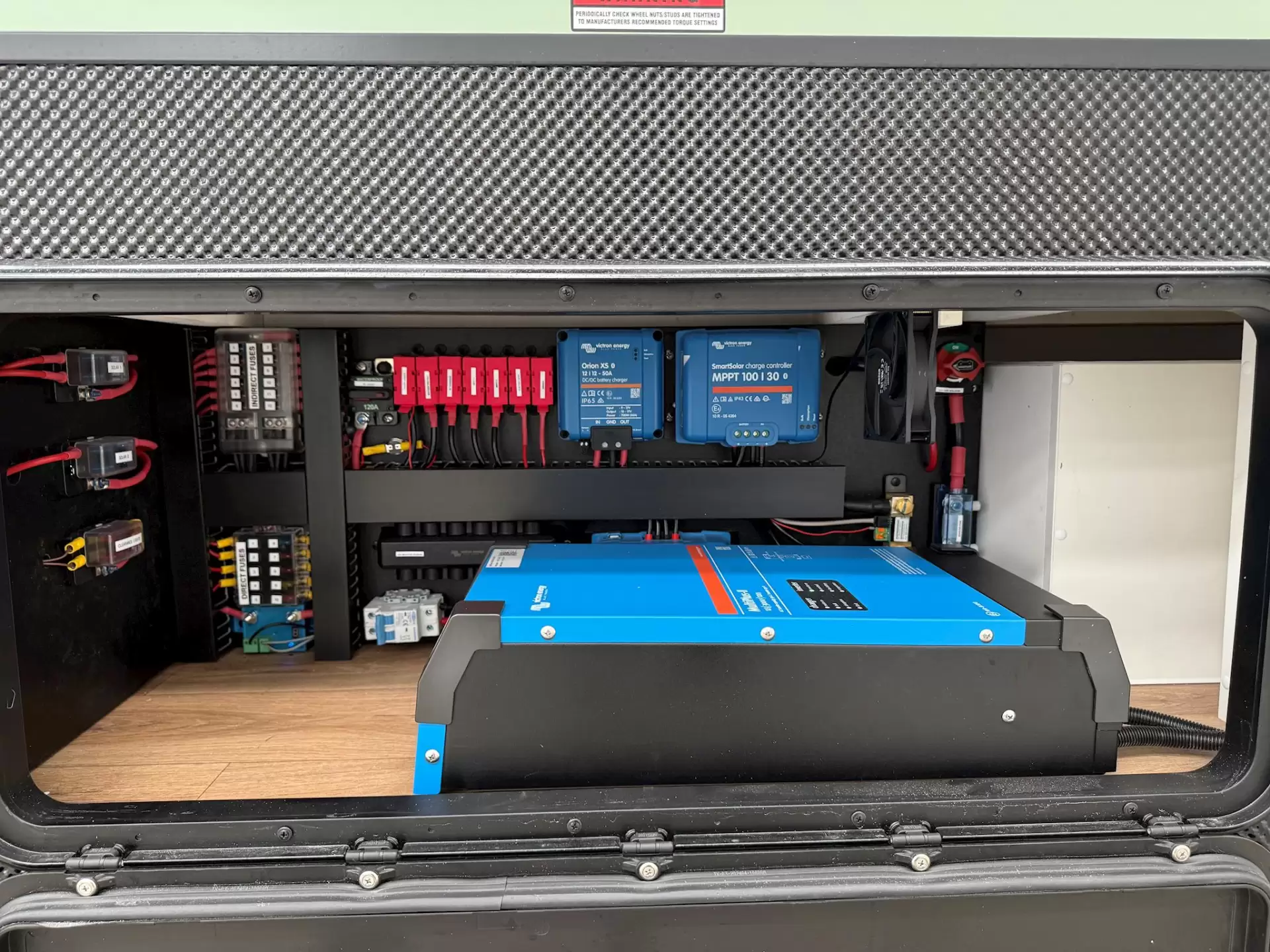 USED 2025 VACATIONER CARAVANS ROUGH RIDER caravan