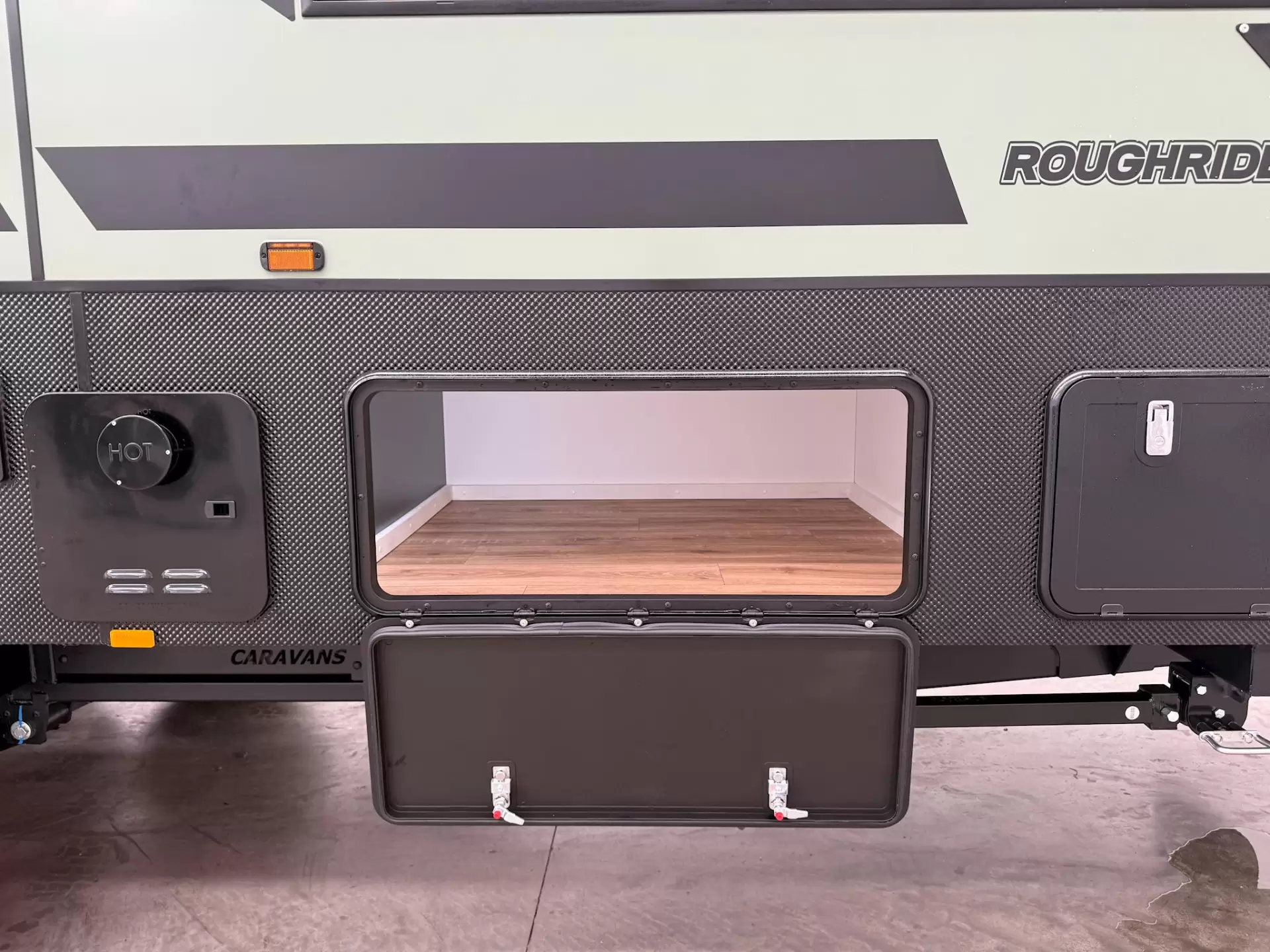USED 2025 VACATIONER CARAVANS ROUGH RIDER
