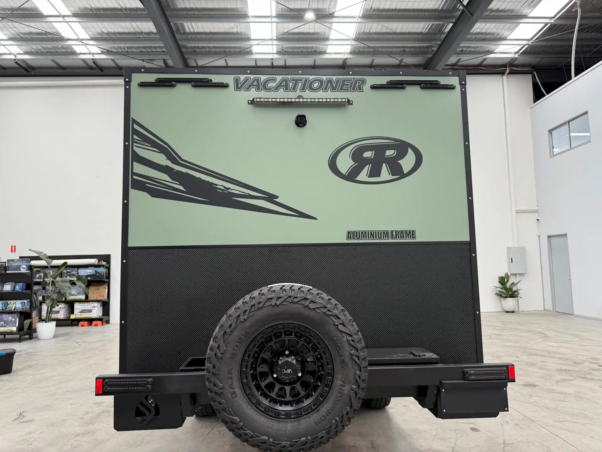 USED 2025 VACATIONER CARAVANS ROUGH RIDER