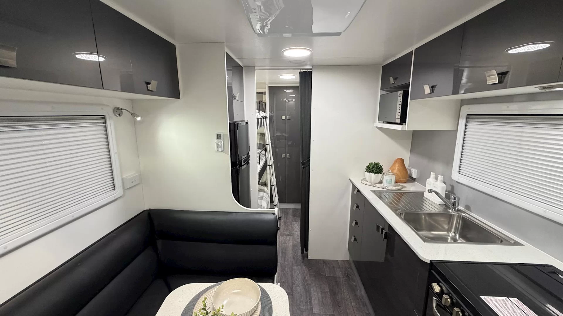 USED 2021 New Age ROAD OWL caravan