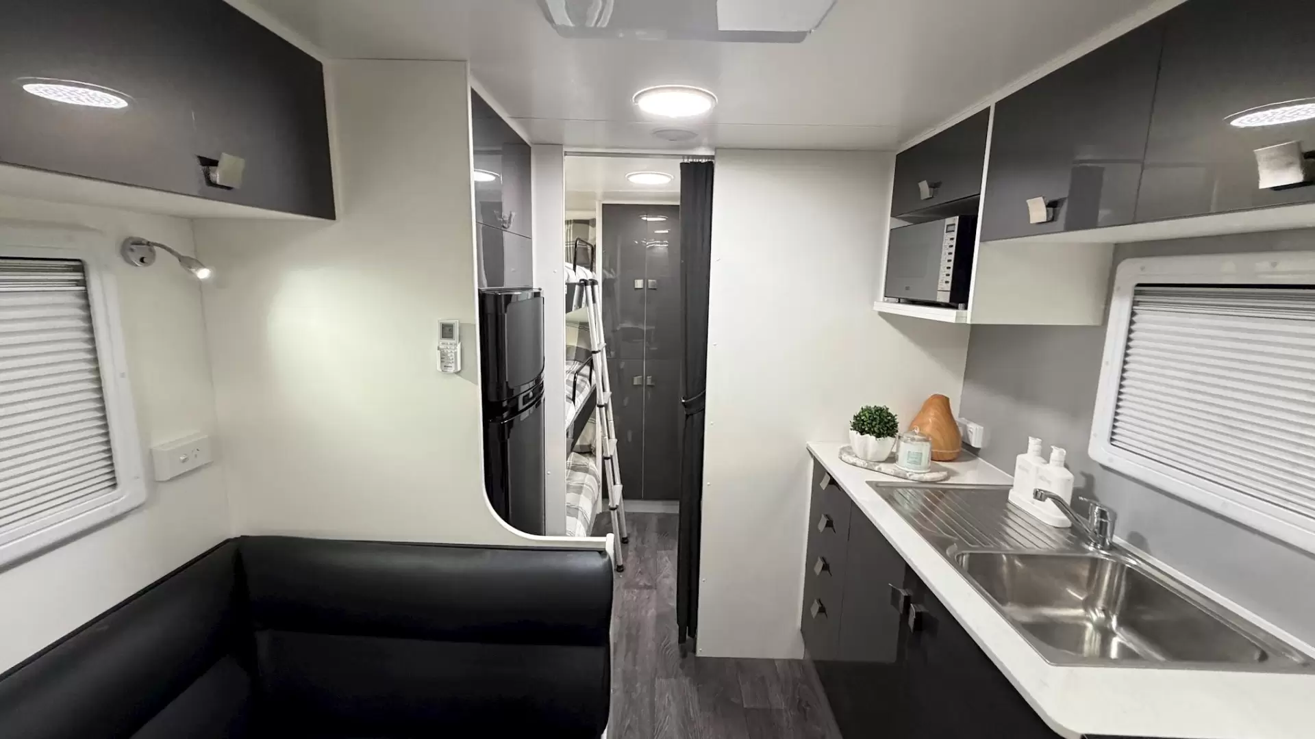 USED 2021 New Age ROAD OWL