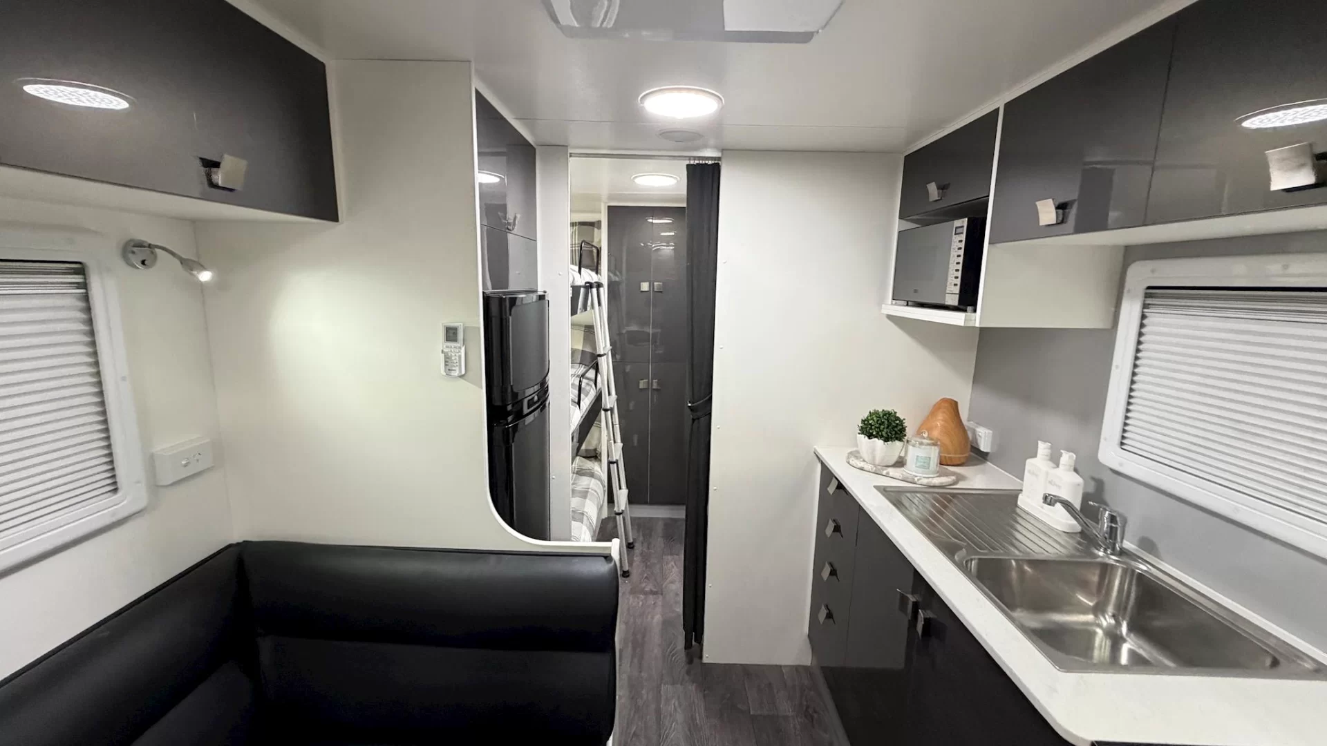 USED 2021 New Age ROAD OWL caravan