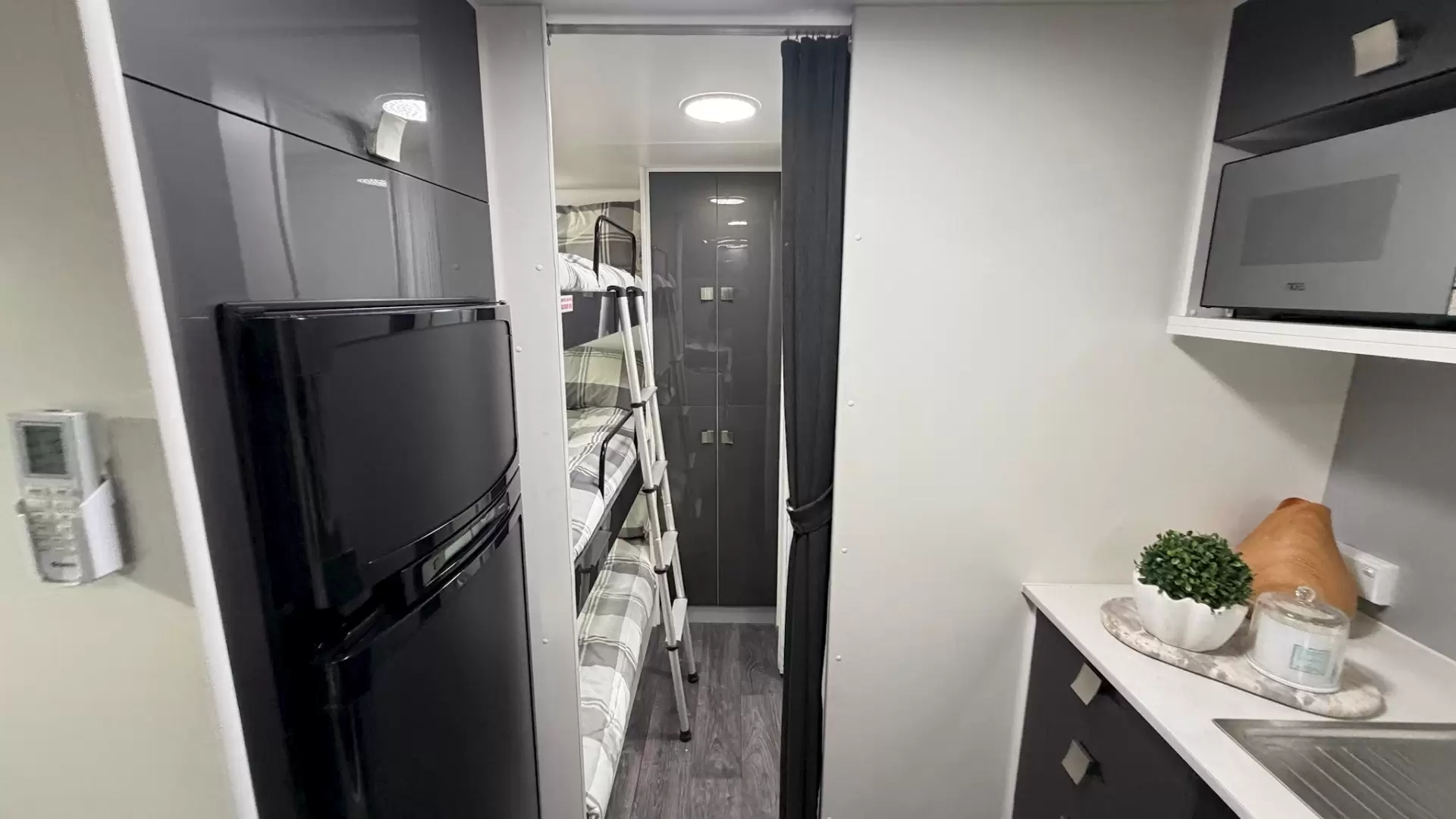 USED 2021 New Age ROAD OWL