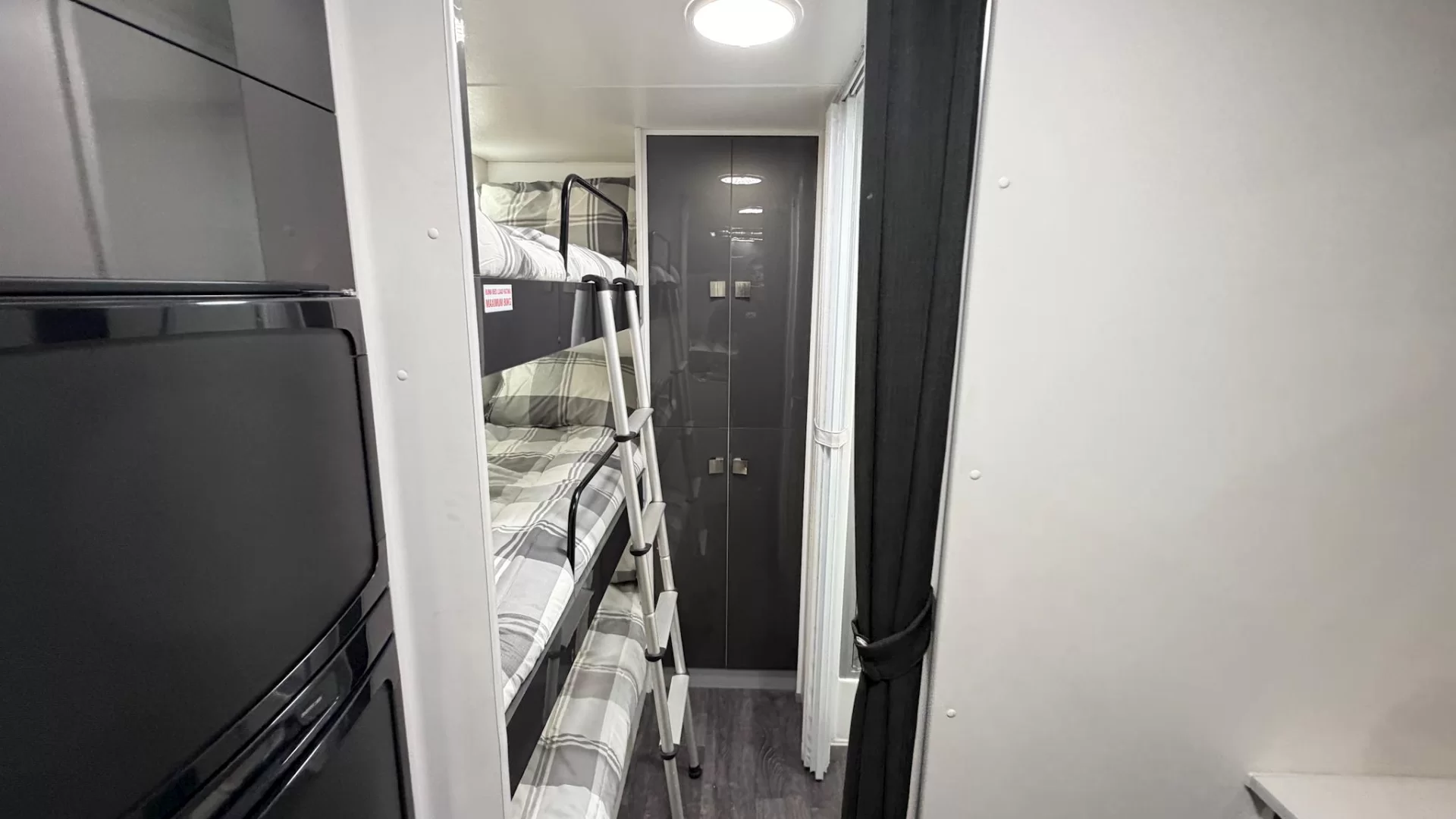 USED 2021 New Age ROAD OWL caravan