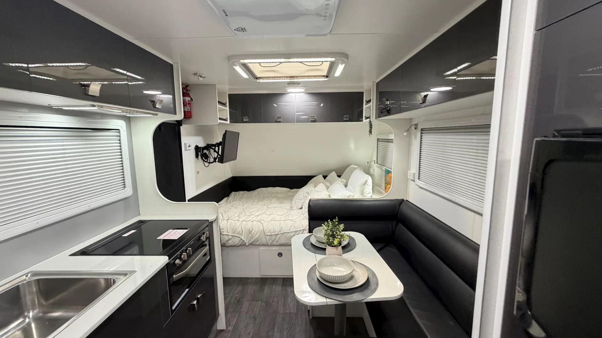 USED 2021 New Age ROAD OWL caravan