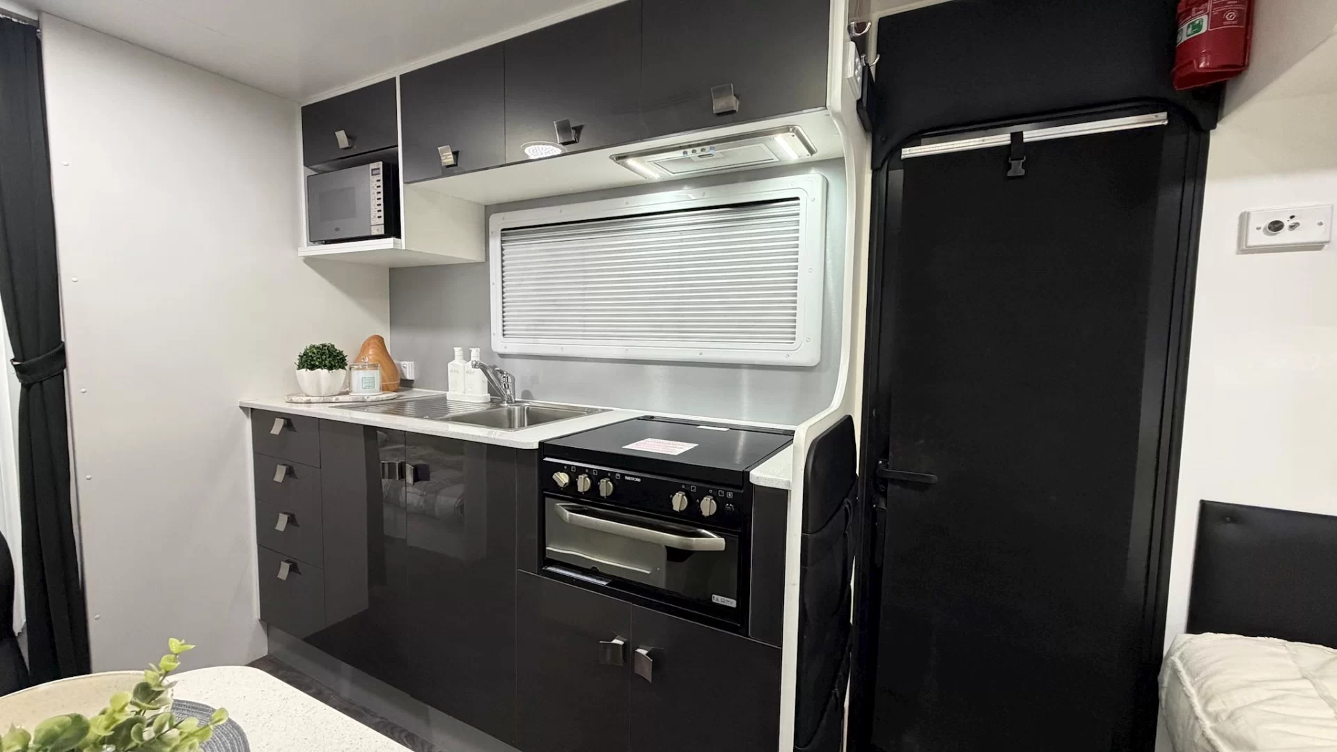 USED 2021 New Age ROAD OWL caravan