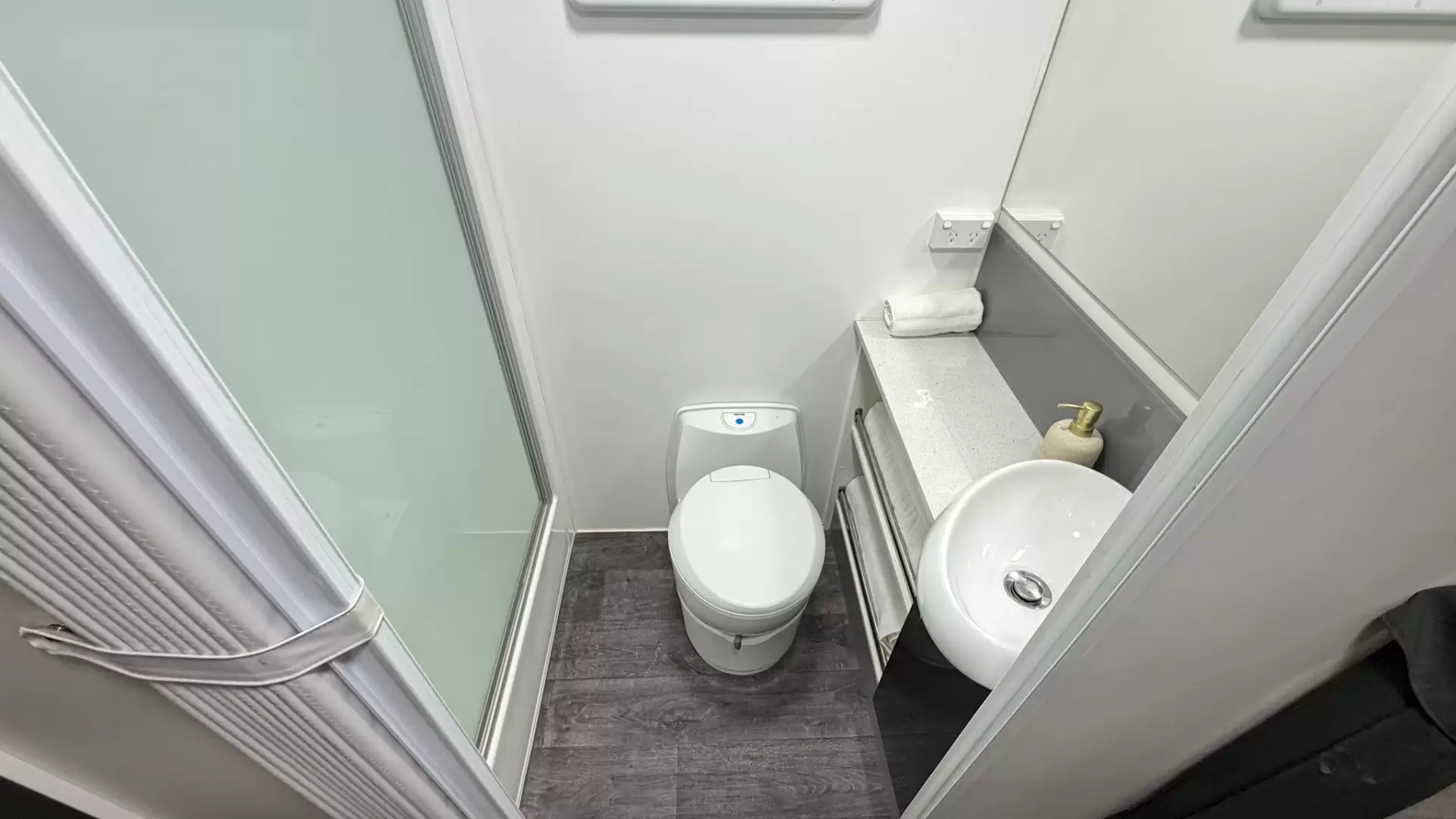 USED 2021 New Age ROAD OWL