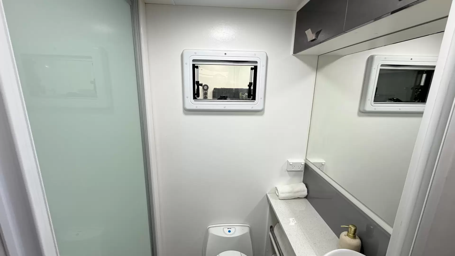 USED 2021 New Age ROAD OWL