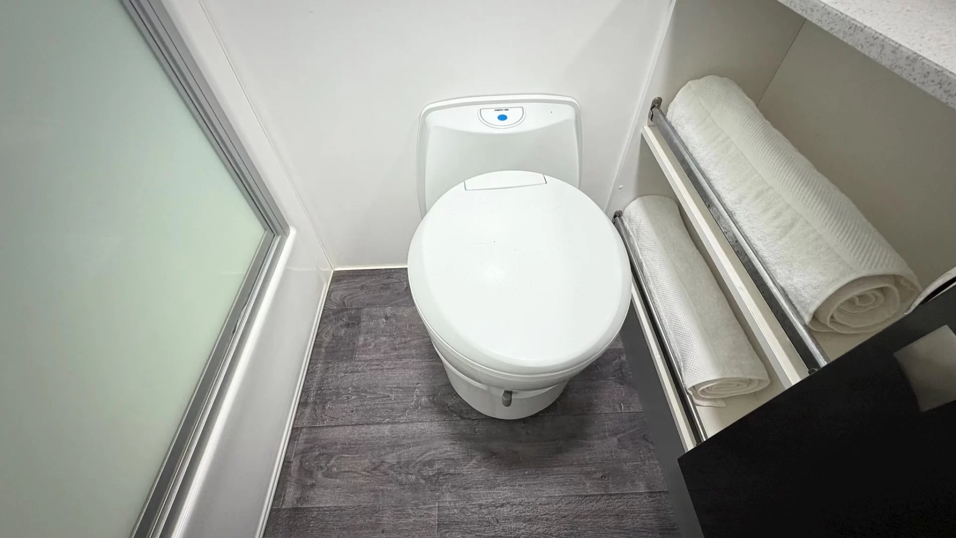 USED 2021 New Age ROAD OWL caravan