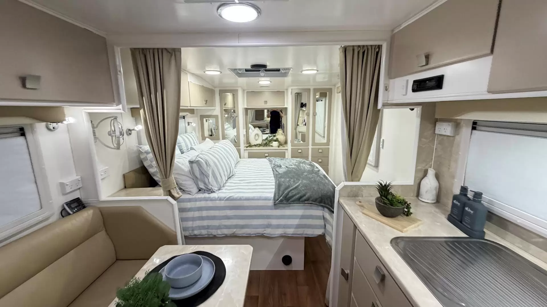 USED 2014 RETREAT MABEL