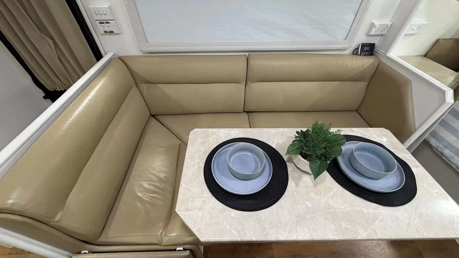 USED 2014 RETREAT MABEL