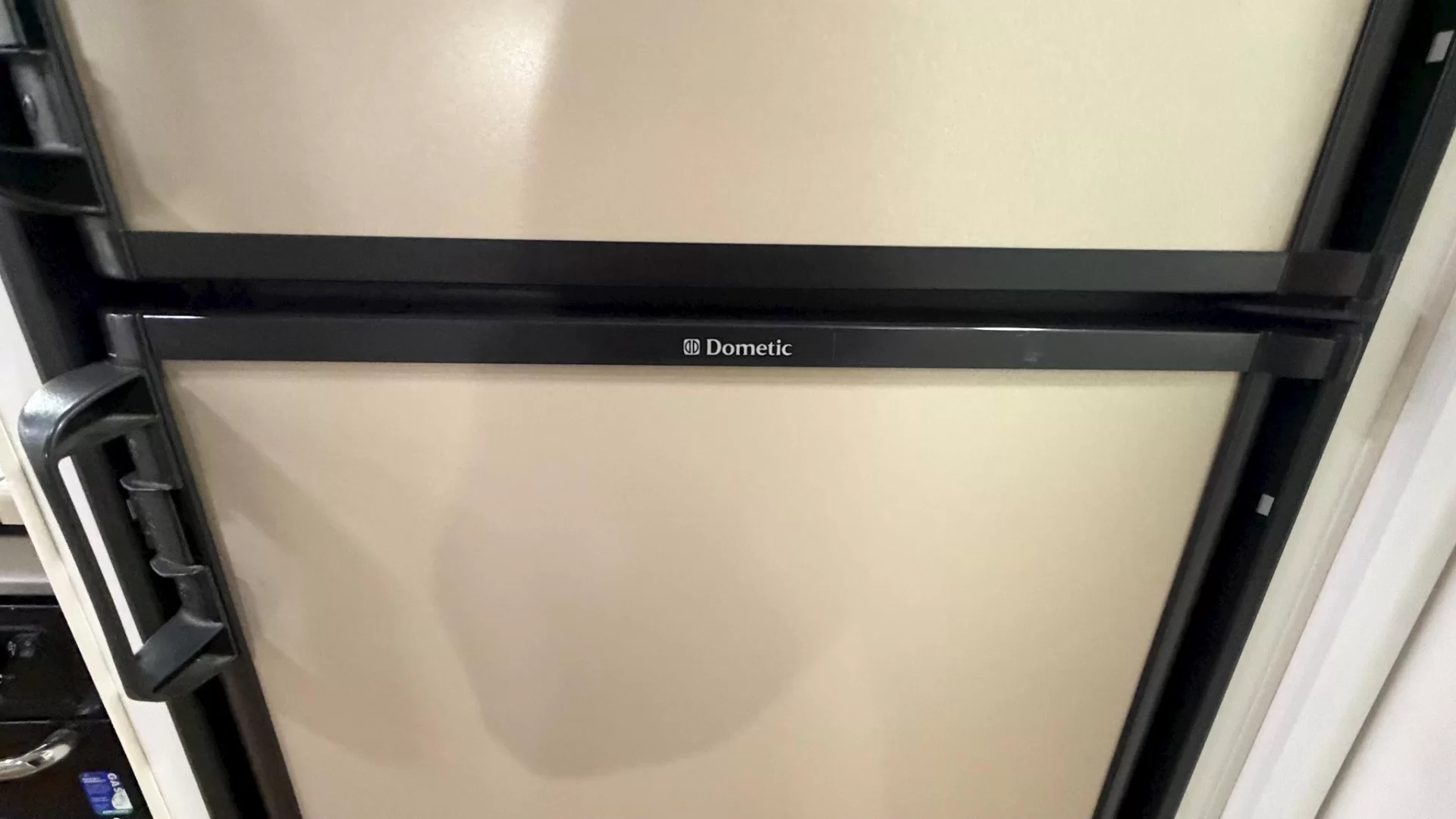 USED 2014 RETREAT MABEL caravan