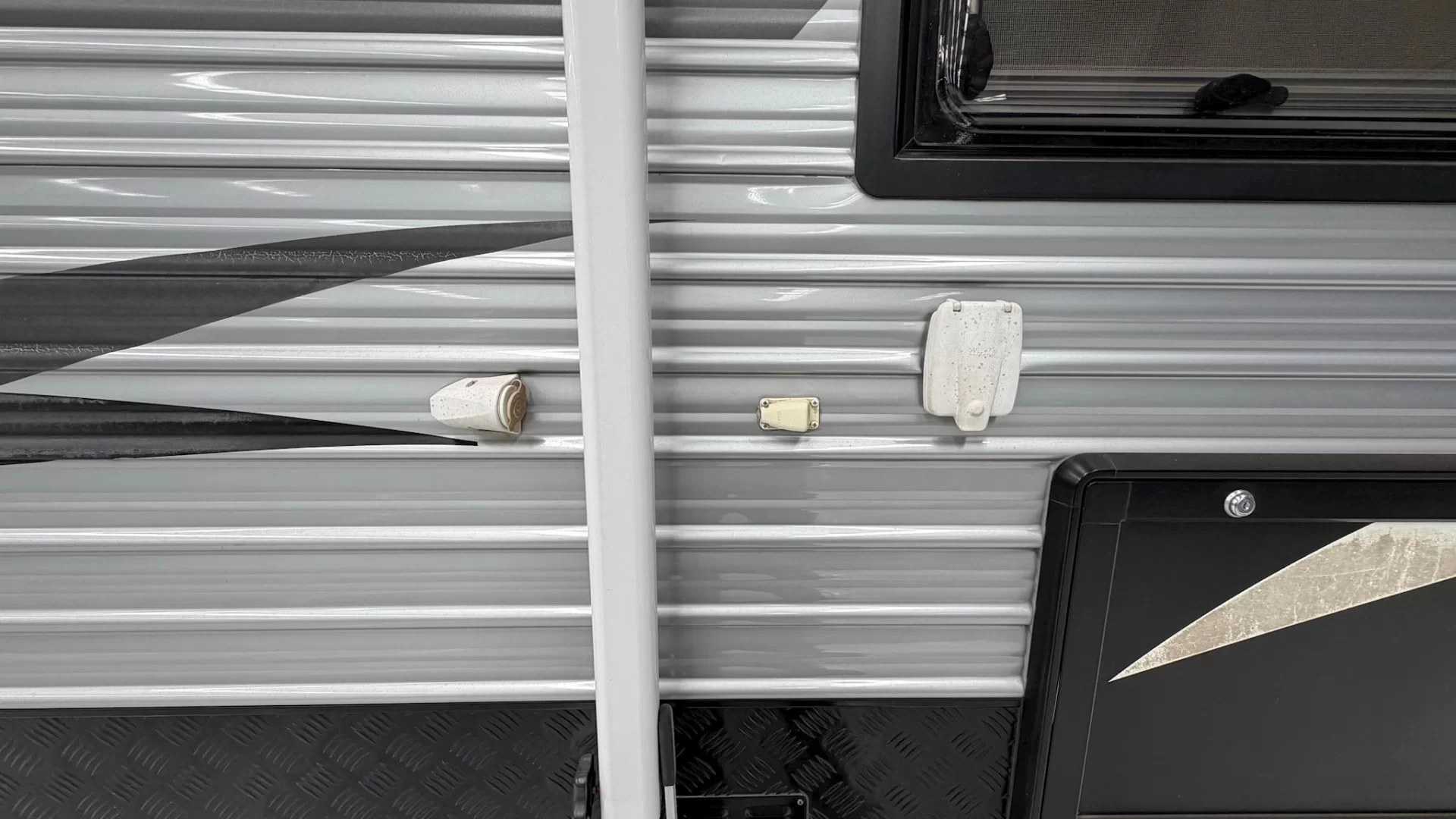 USED 2014 RETREAT MABEL caravan