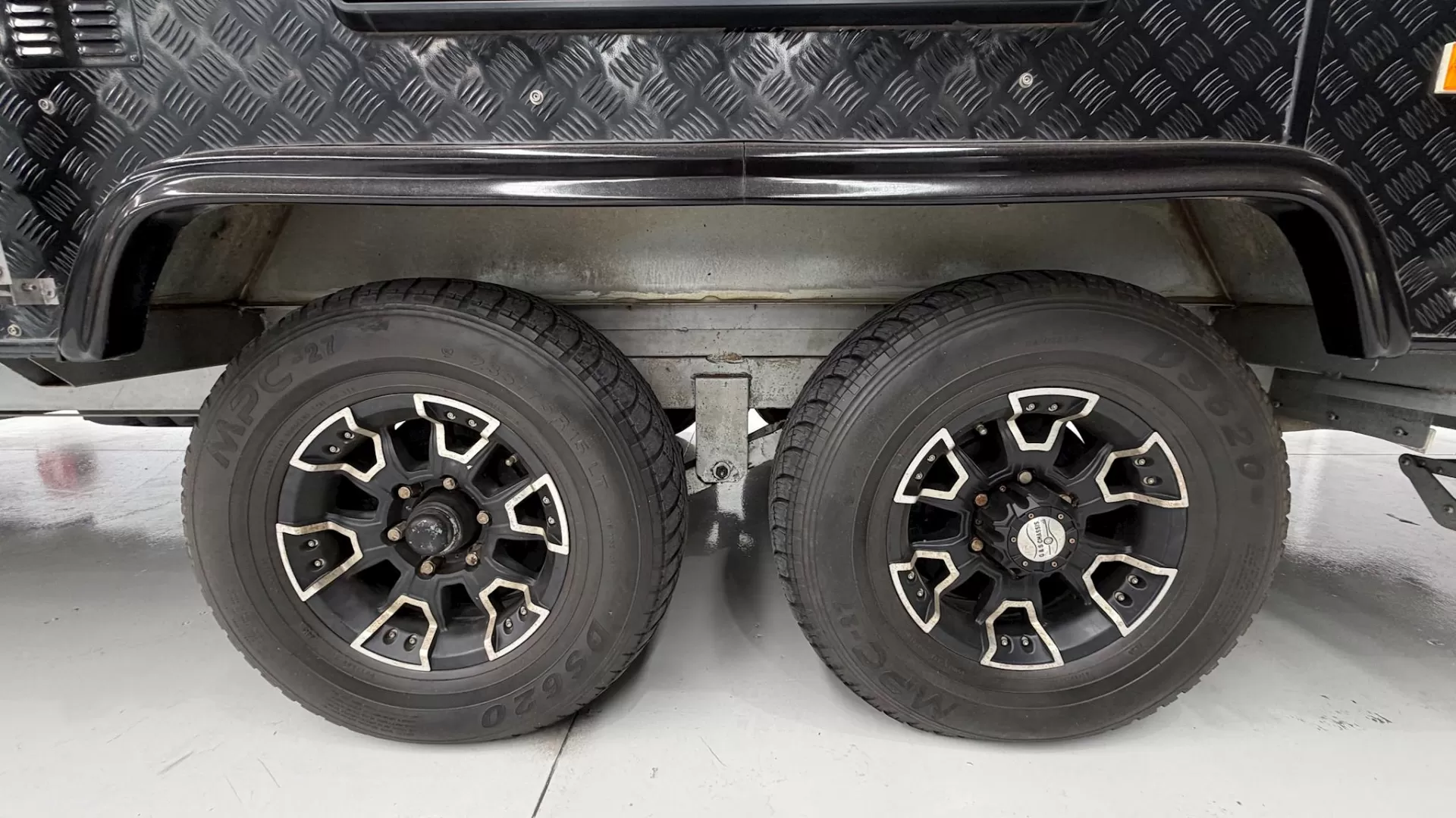 USED 2014 RETREAT MABEL caravan