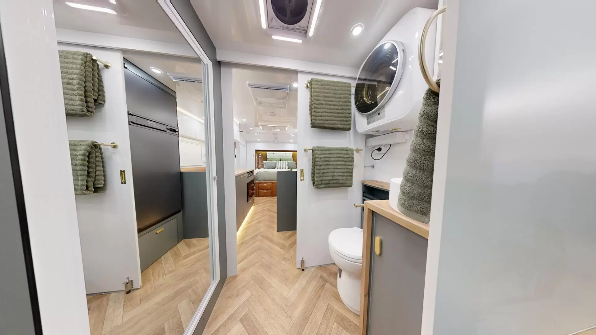 NEW 2026 VACATIONER CARAVANS ROUGH RIDER