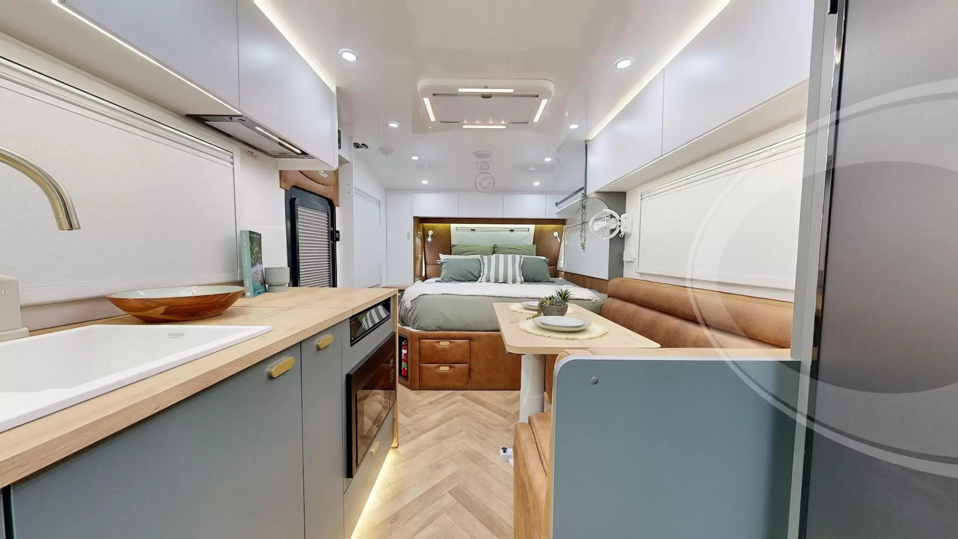 NEW 2026 VACATIONER CARAVANS ROUGH RIDER