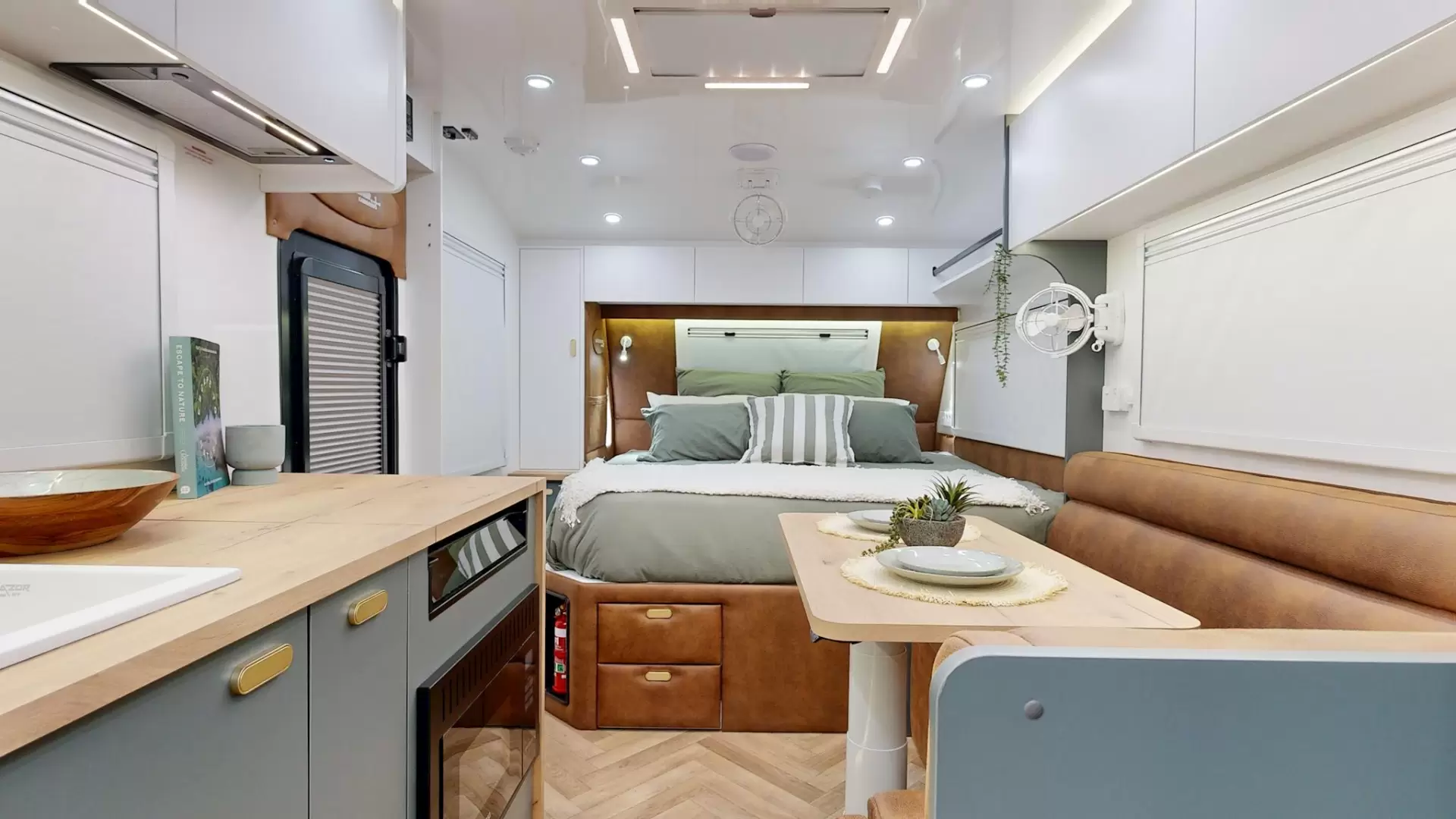 NEW 2026 VACATIONER CARAVANS ROUGH RIDER