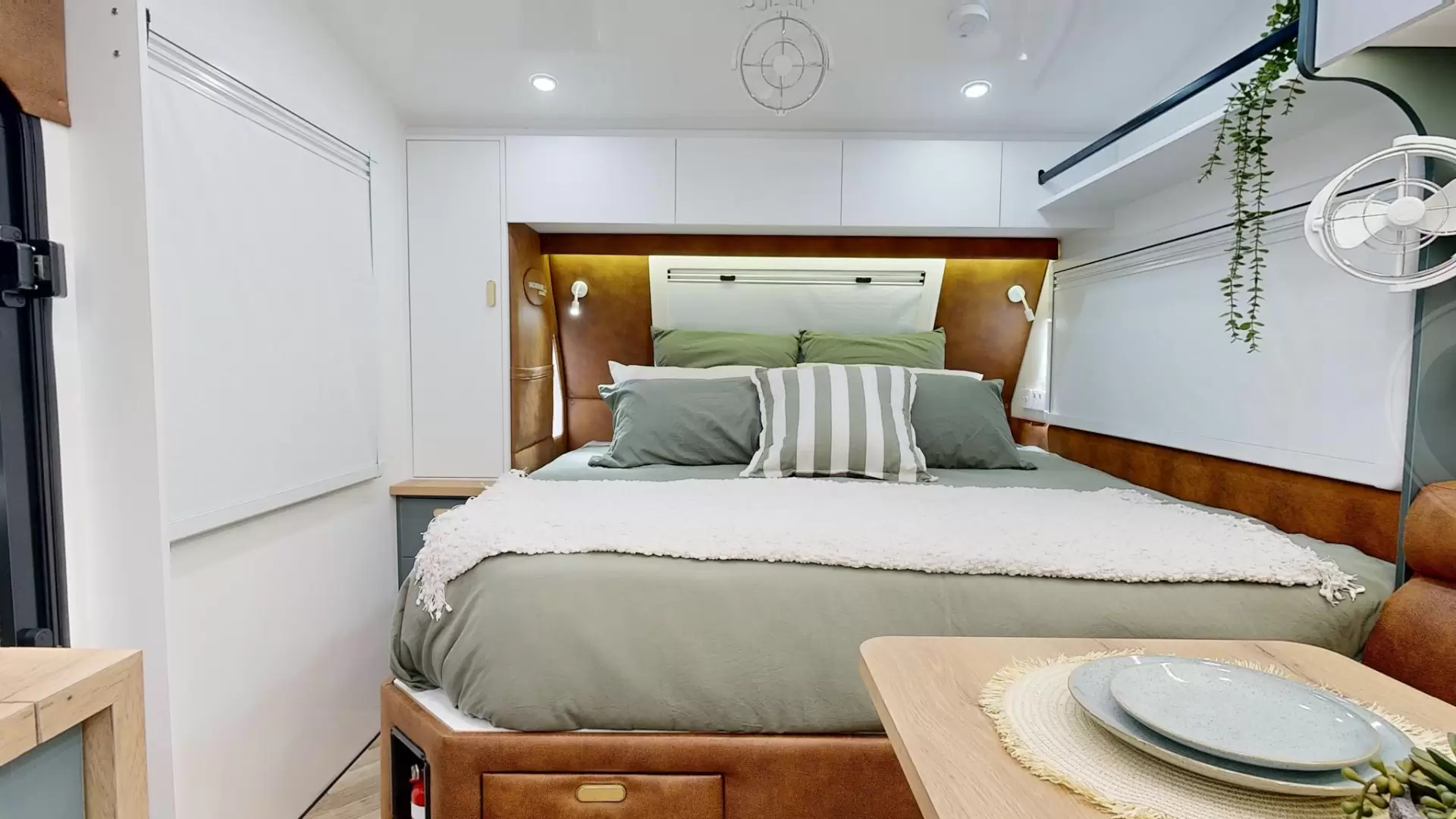 NEW 2026 VACATIONER CARAVANS ROUGH RIDER