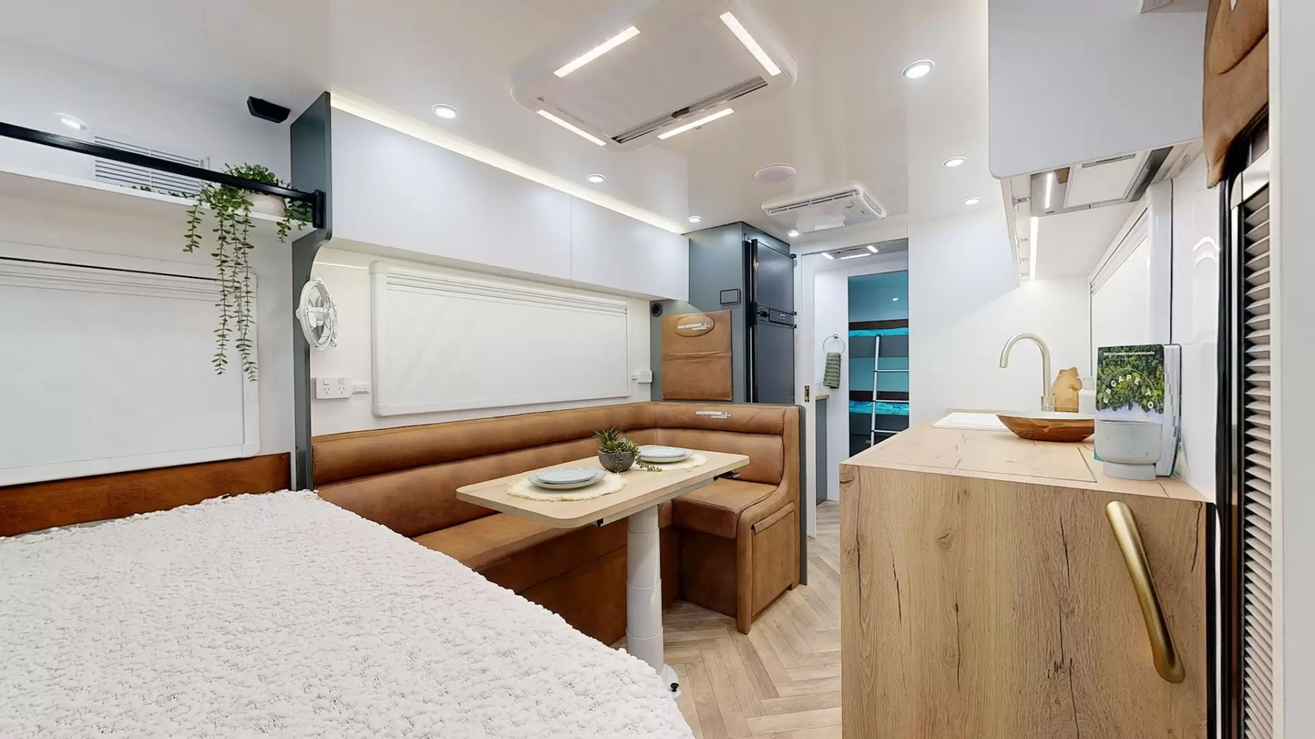 NEW 2026 VACATIONER CARAVANS ROUGH RIDER