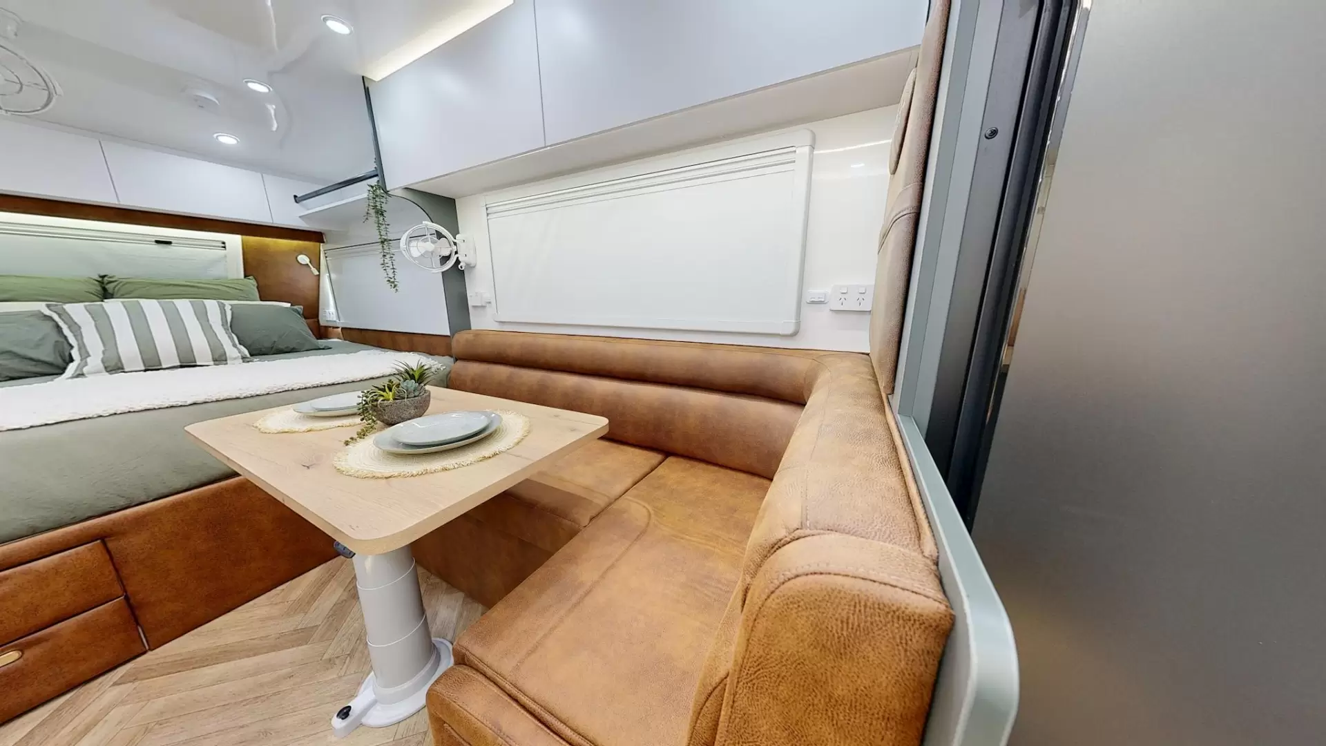 NEW 2026 VACATIONER CARAVANS ROUGH RIDER