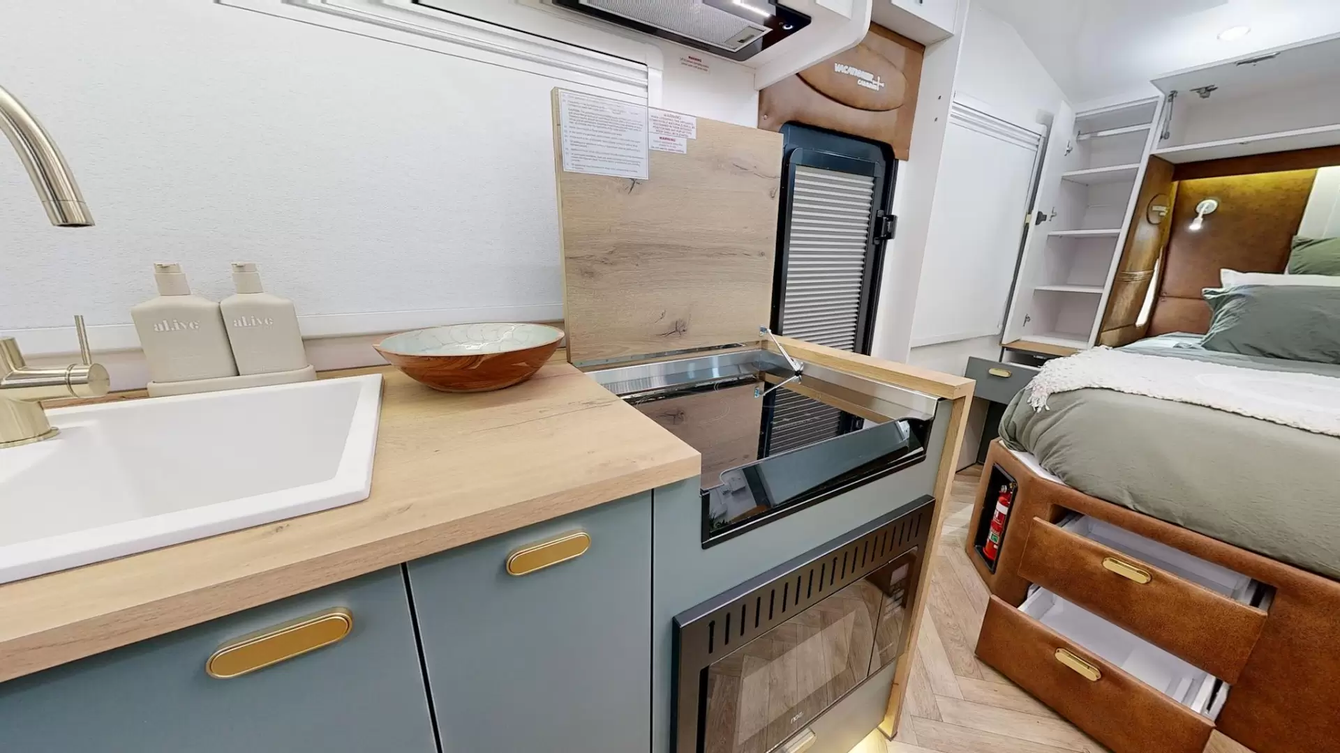 NEW 2026 VACATIONER CARAVANS ROUGH RIDER