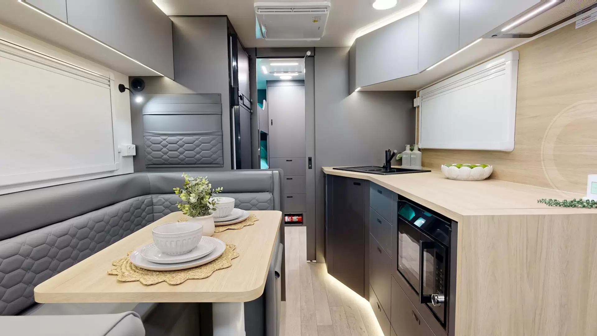 NEW 2026 VACATIONER CARAVANS ENDURA X