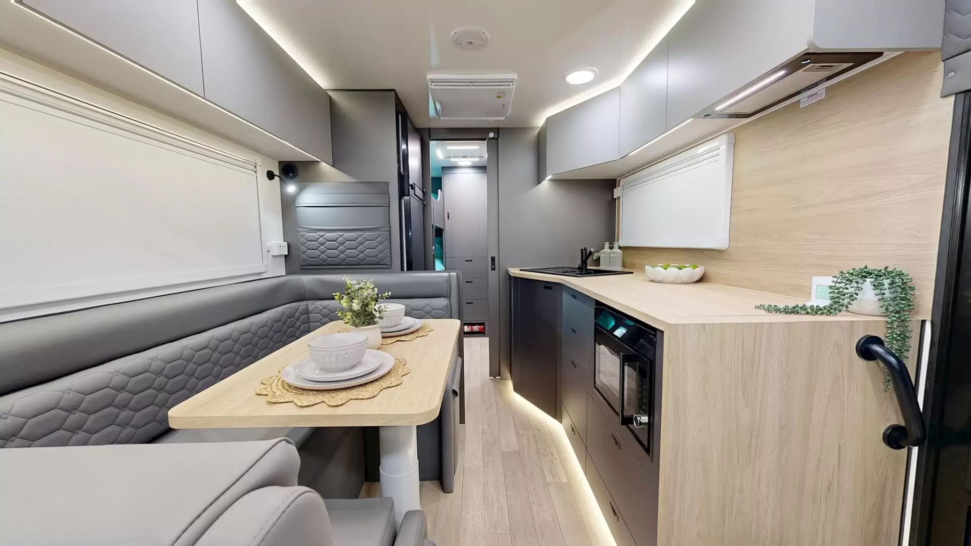 NEW 2026 VACATIONER CARAVANS ENDURA X