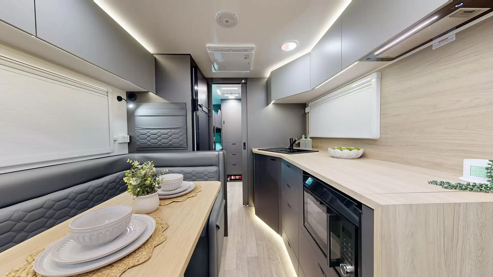 NEW 2026 VACATIONER CARAVANS ENDURA X