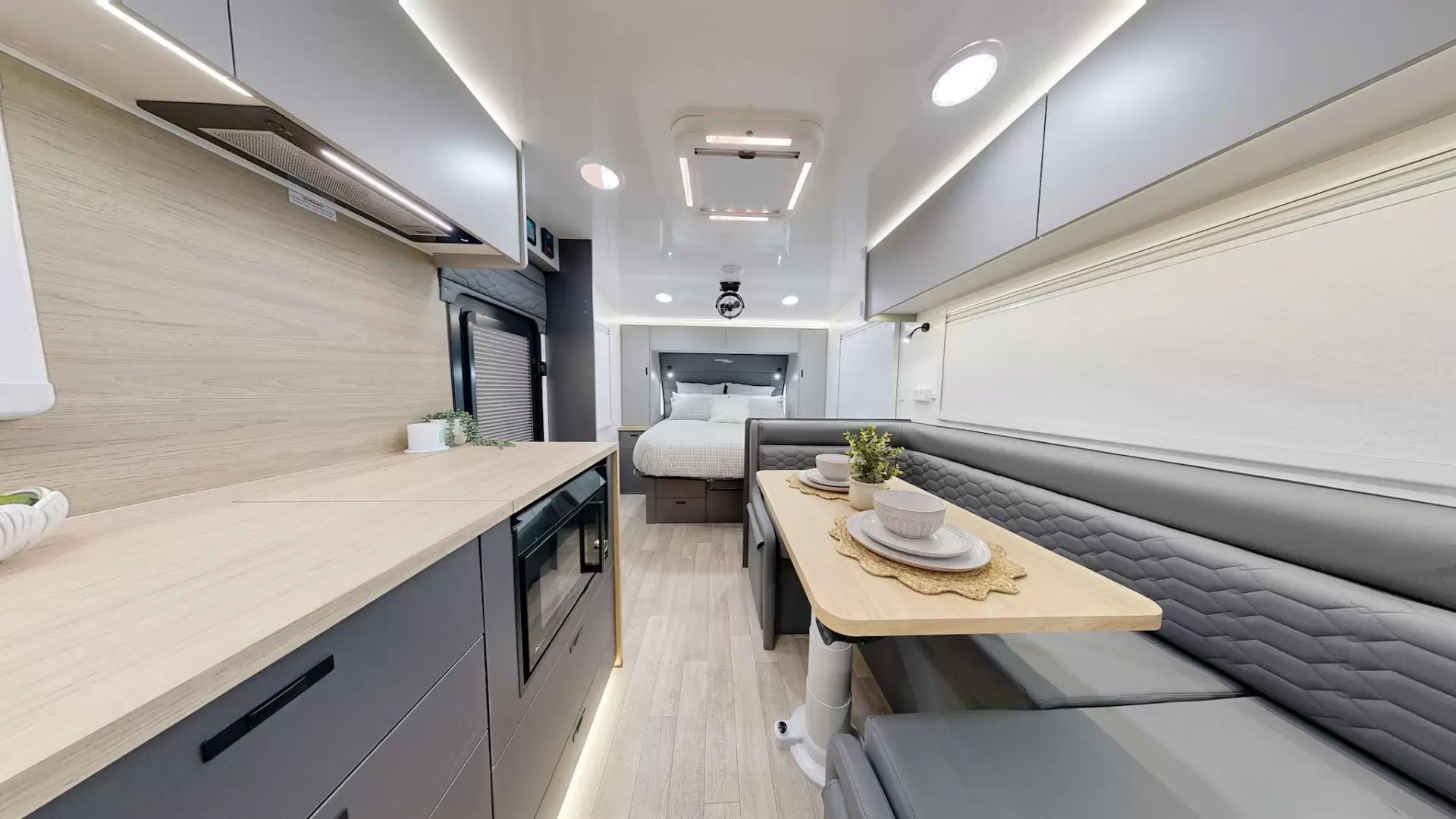NEW 2026 VACATIONER CARAVANS ENDURA X