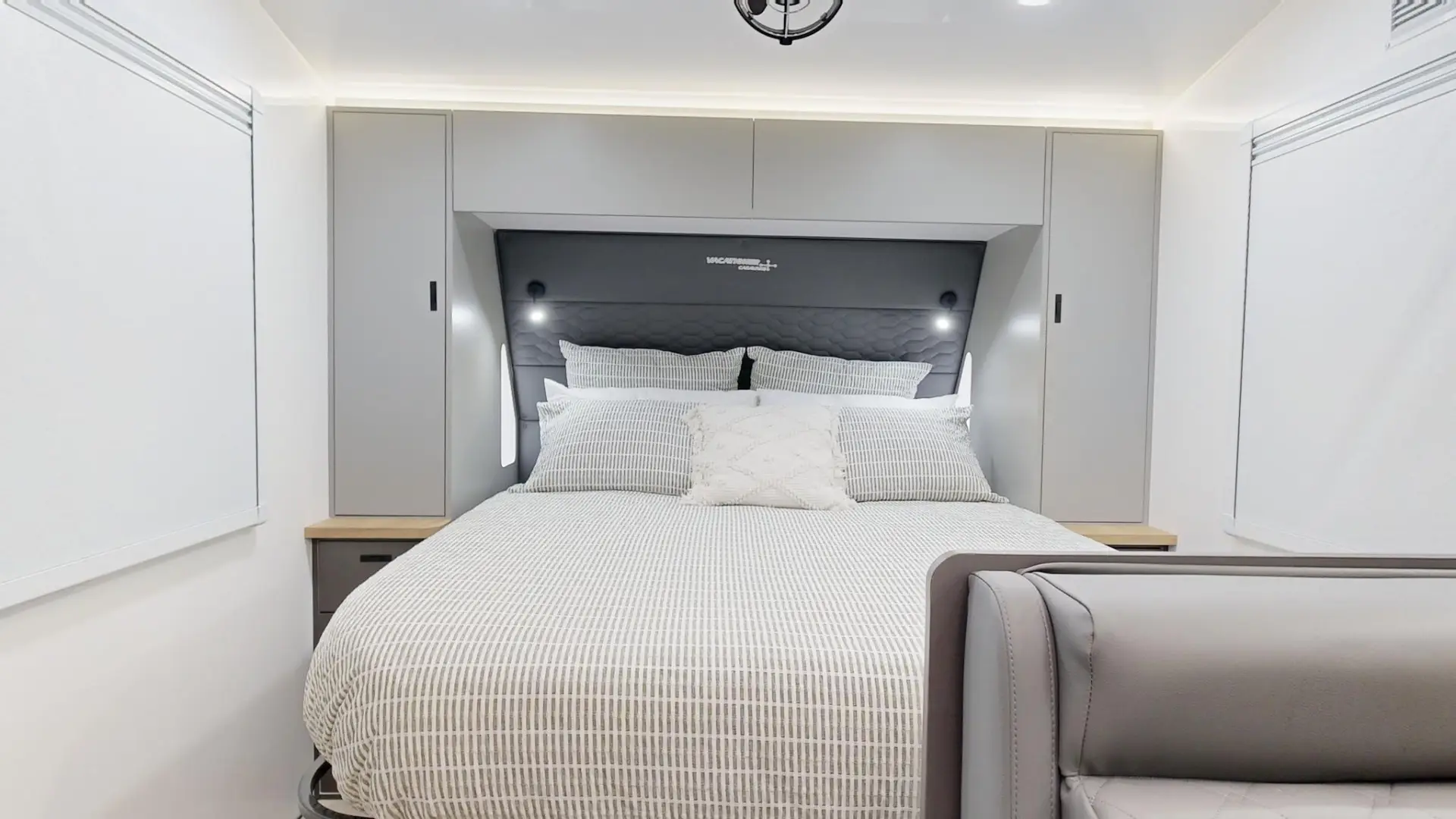 NEW 2026 VACATIONER CARAVANS ENDURA X
