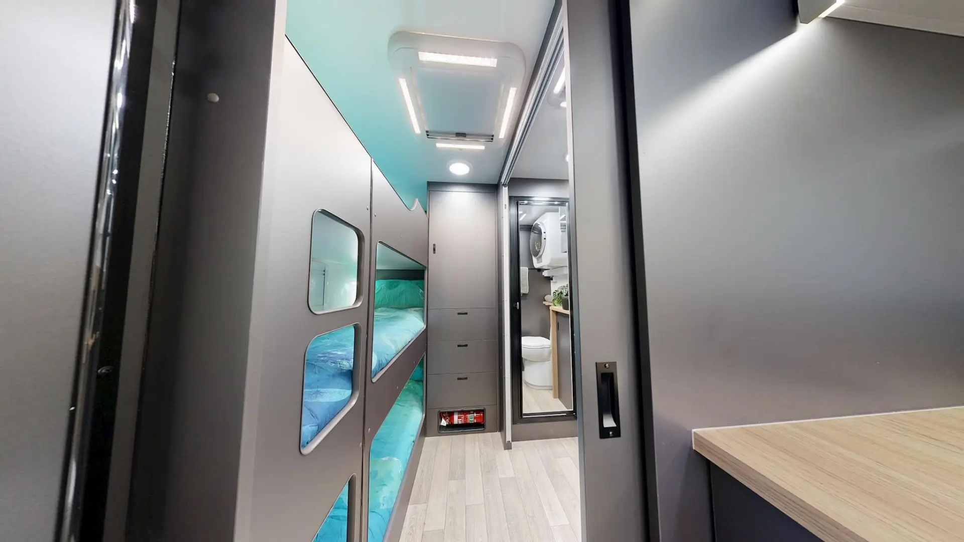 NEW 2026 VACATIONER CARAVANS ENDURA X