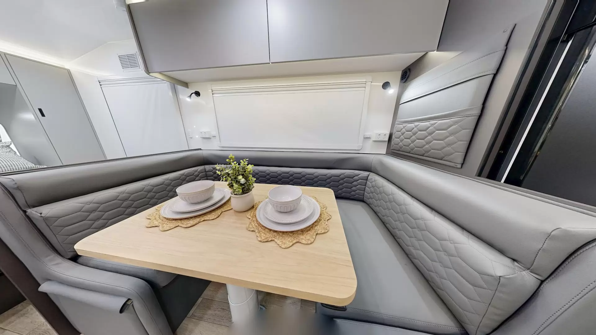 NEW 2026 VACATIONER CARAVANS ENDURA X