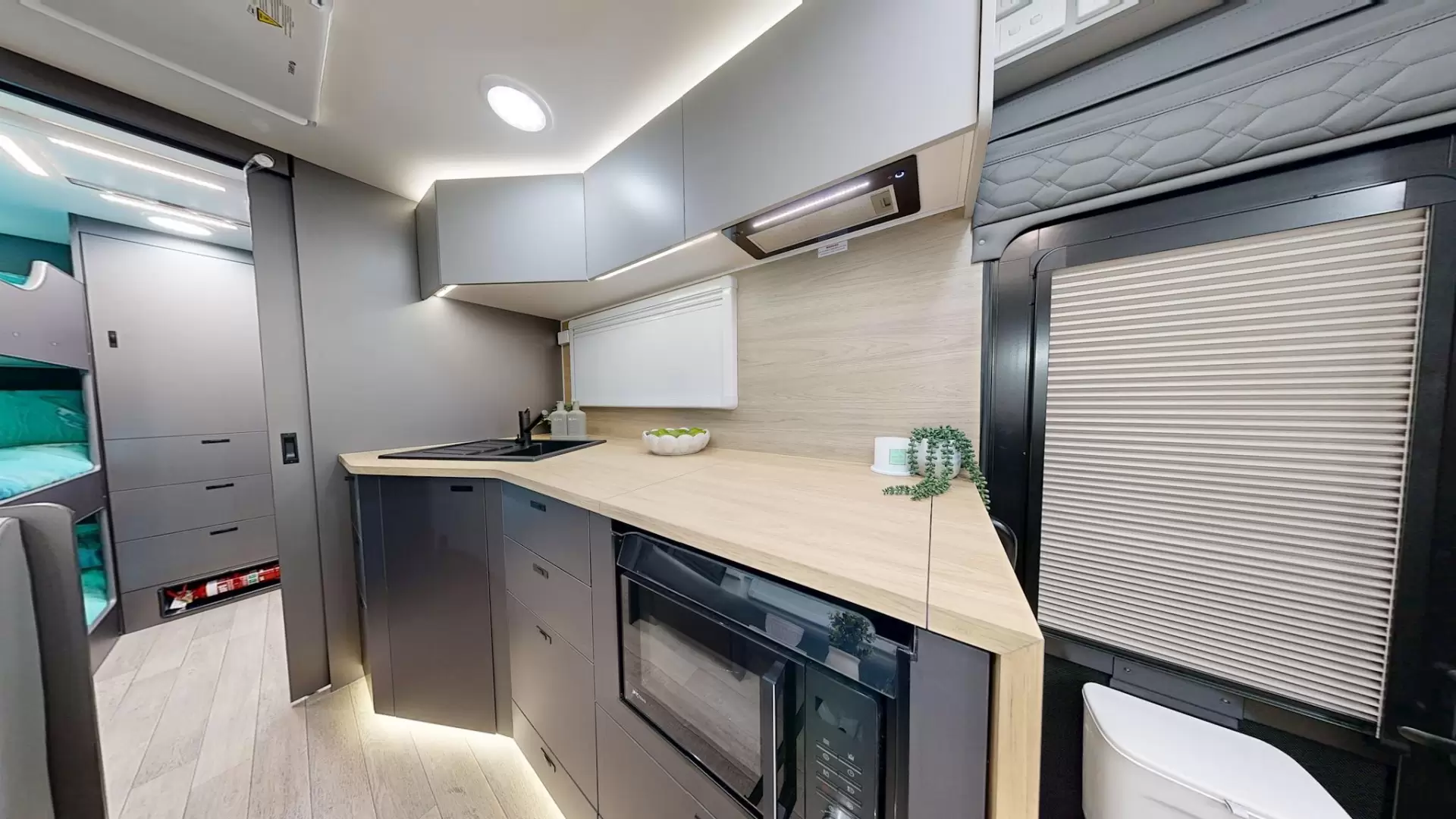 NEW 2026 VACATIONER CARAVANS ENDURA X