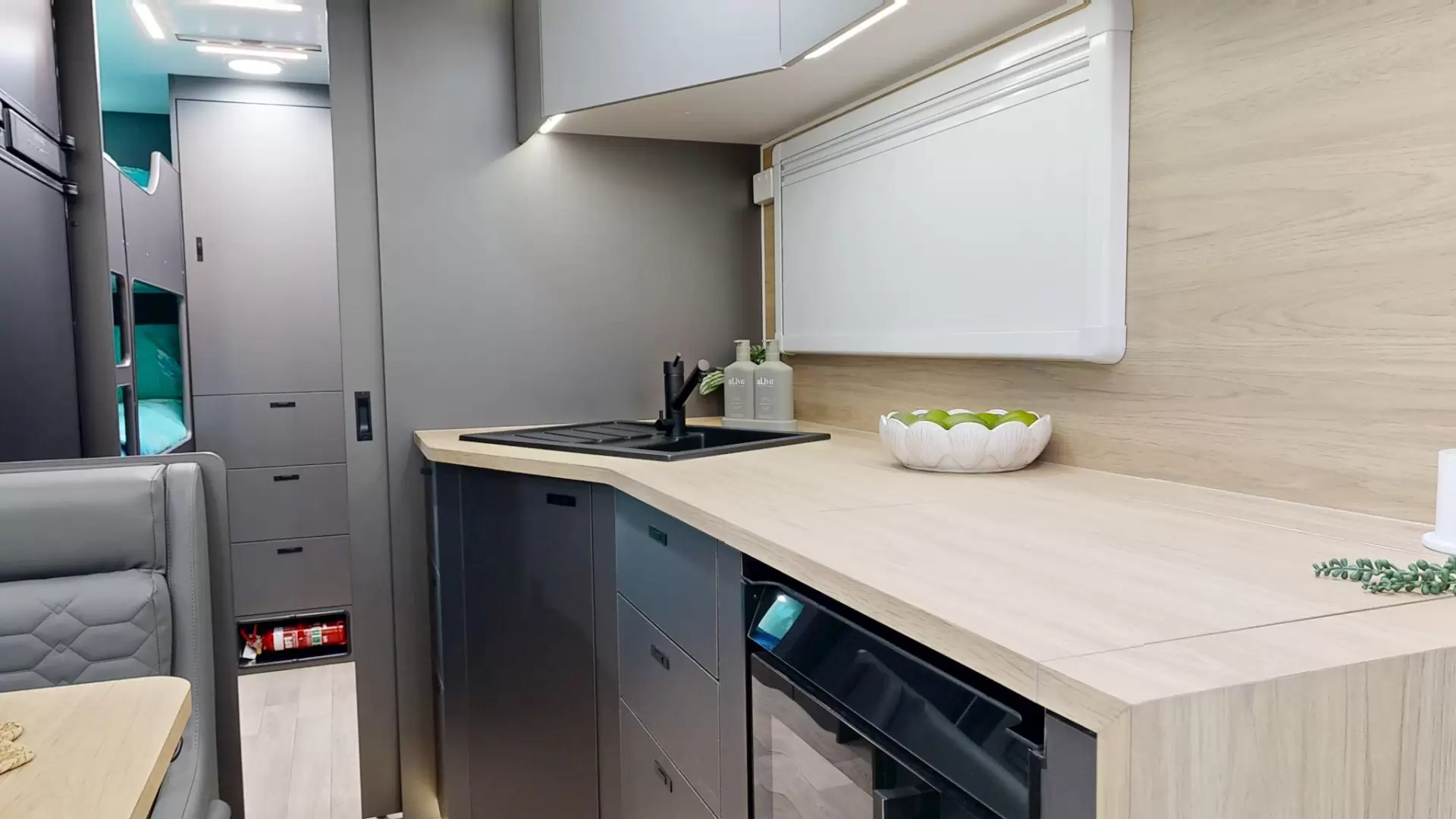 NEW 2026 VACATIONER CARAVANS ENDURA X