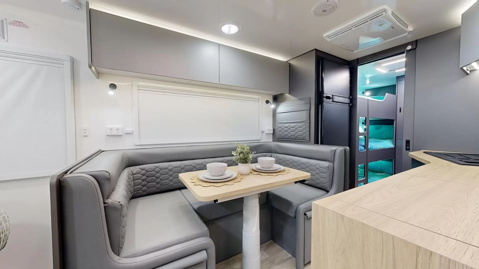 NEW 2026 VACATIONER CARAVANS ENDURA X