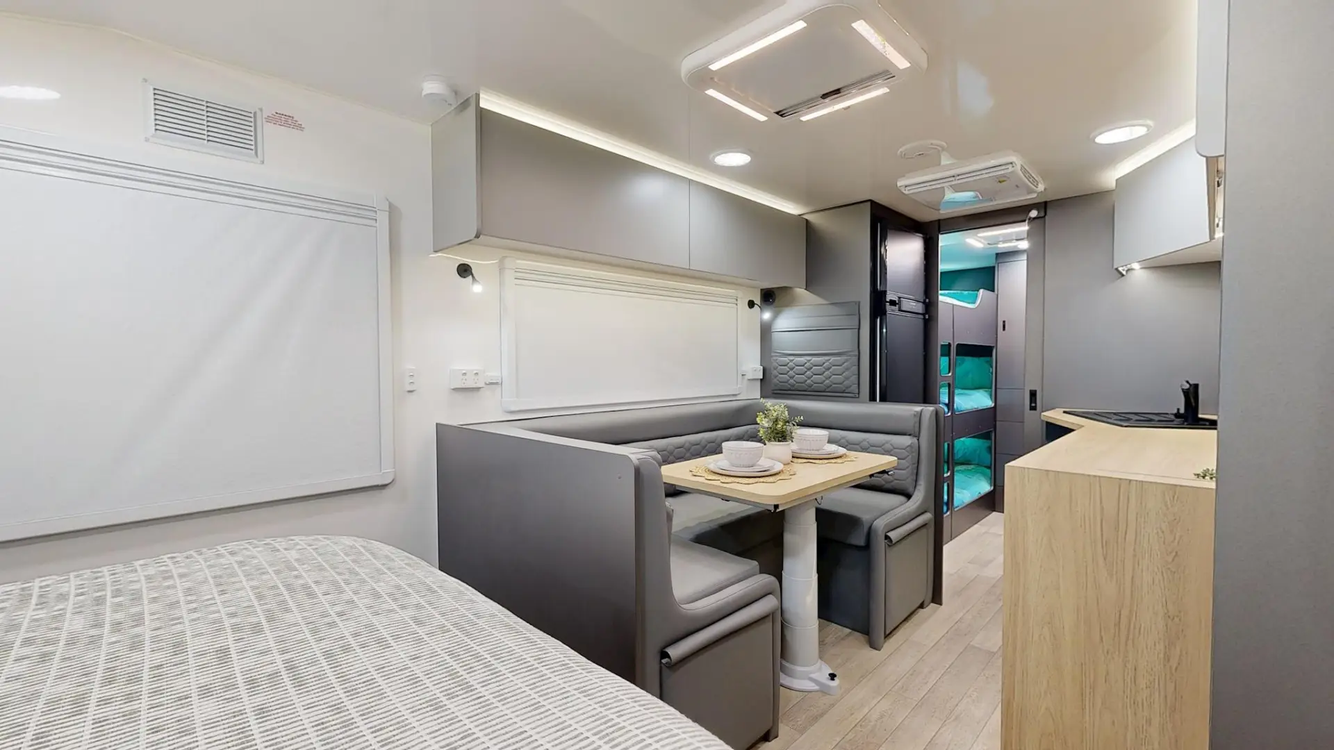NEW 2026 VACATIONER CARAVANS ENDURA X